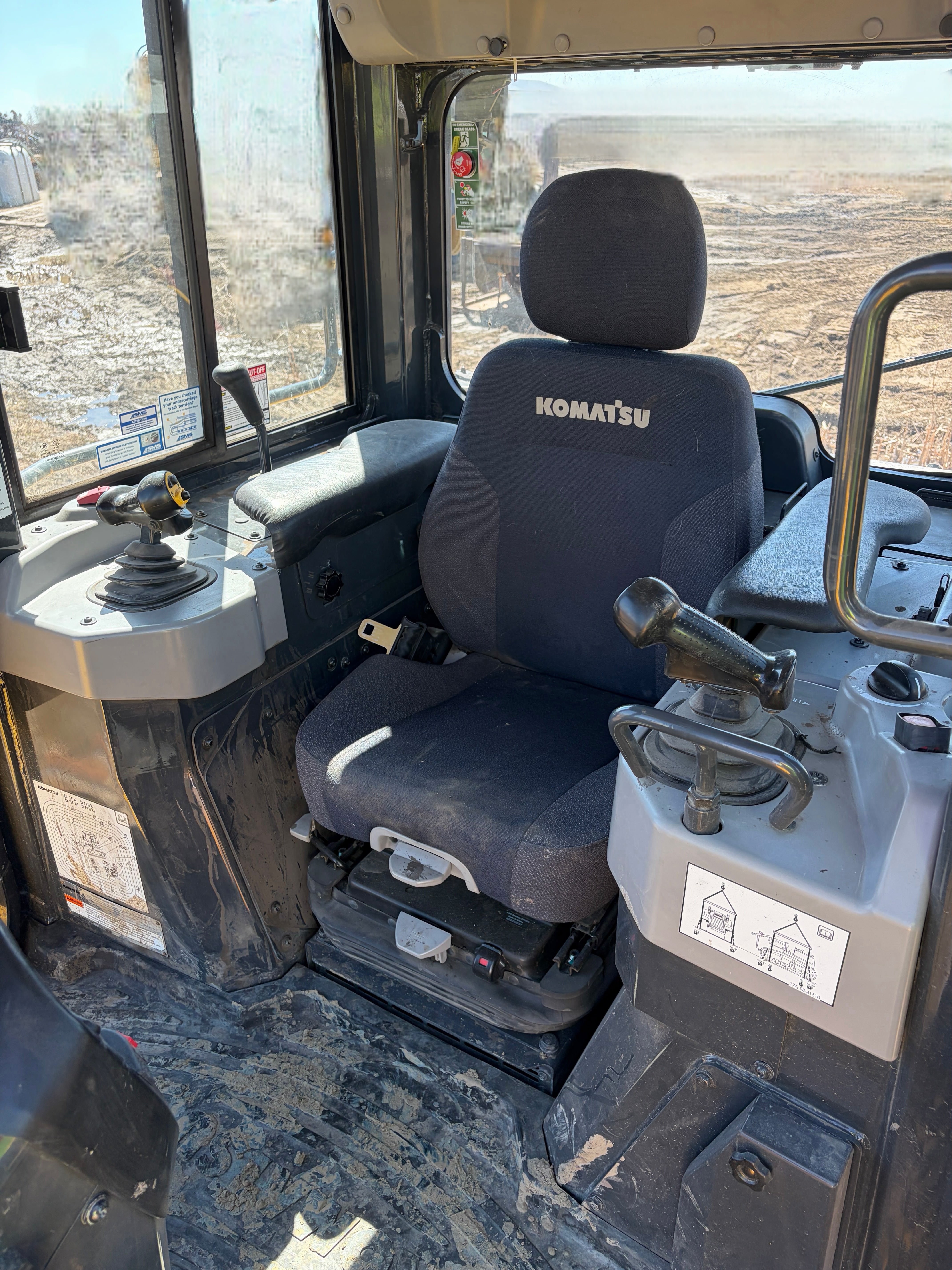 2023 Komatsu D71PX-24 Dozer – ONLY 739 HOURS! – Image 2