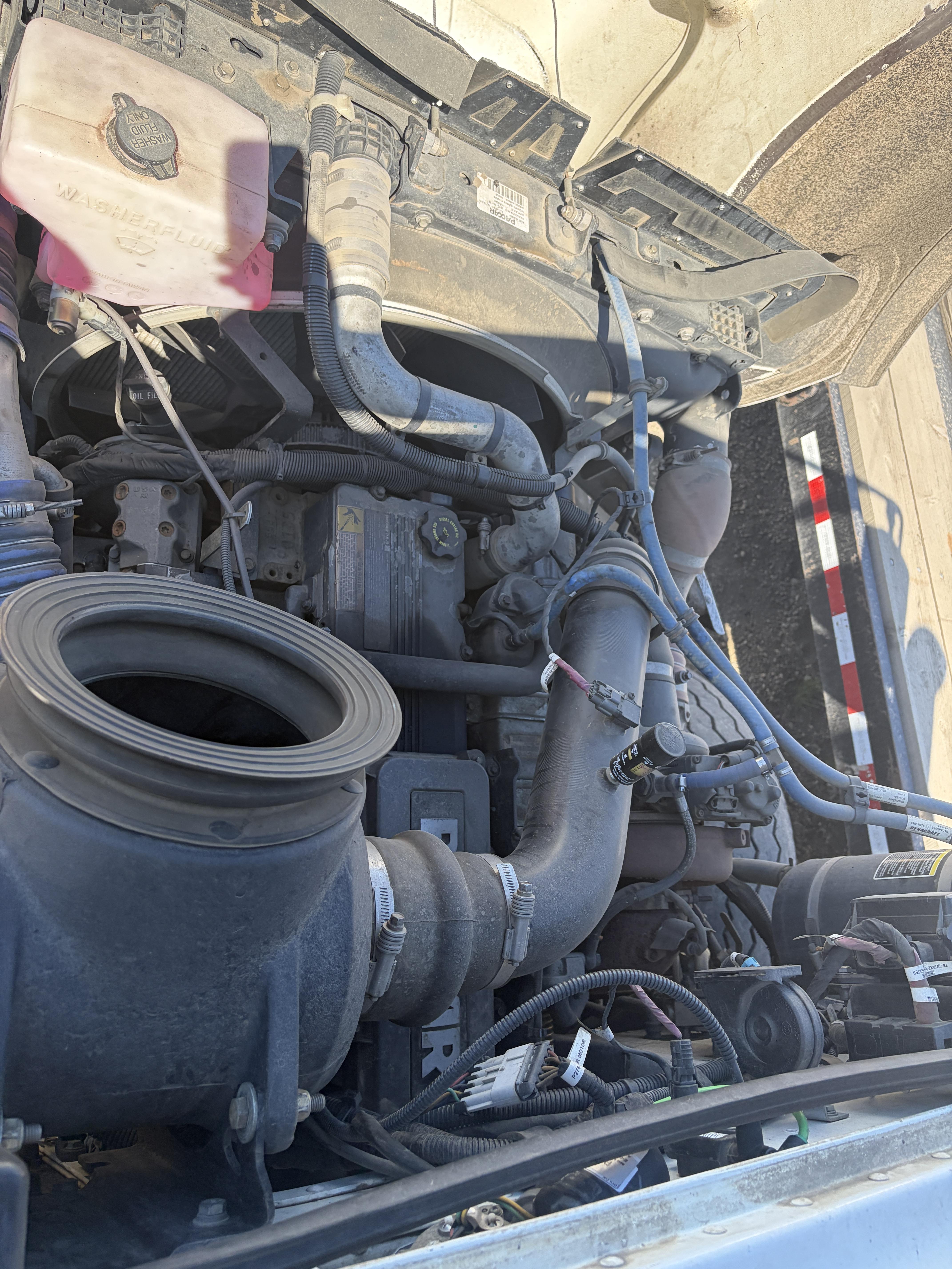 2016 Peterbilt 348 Water Truck – Image 4