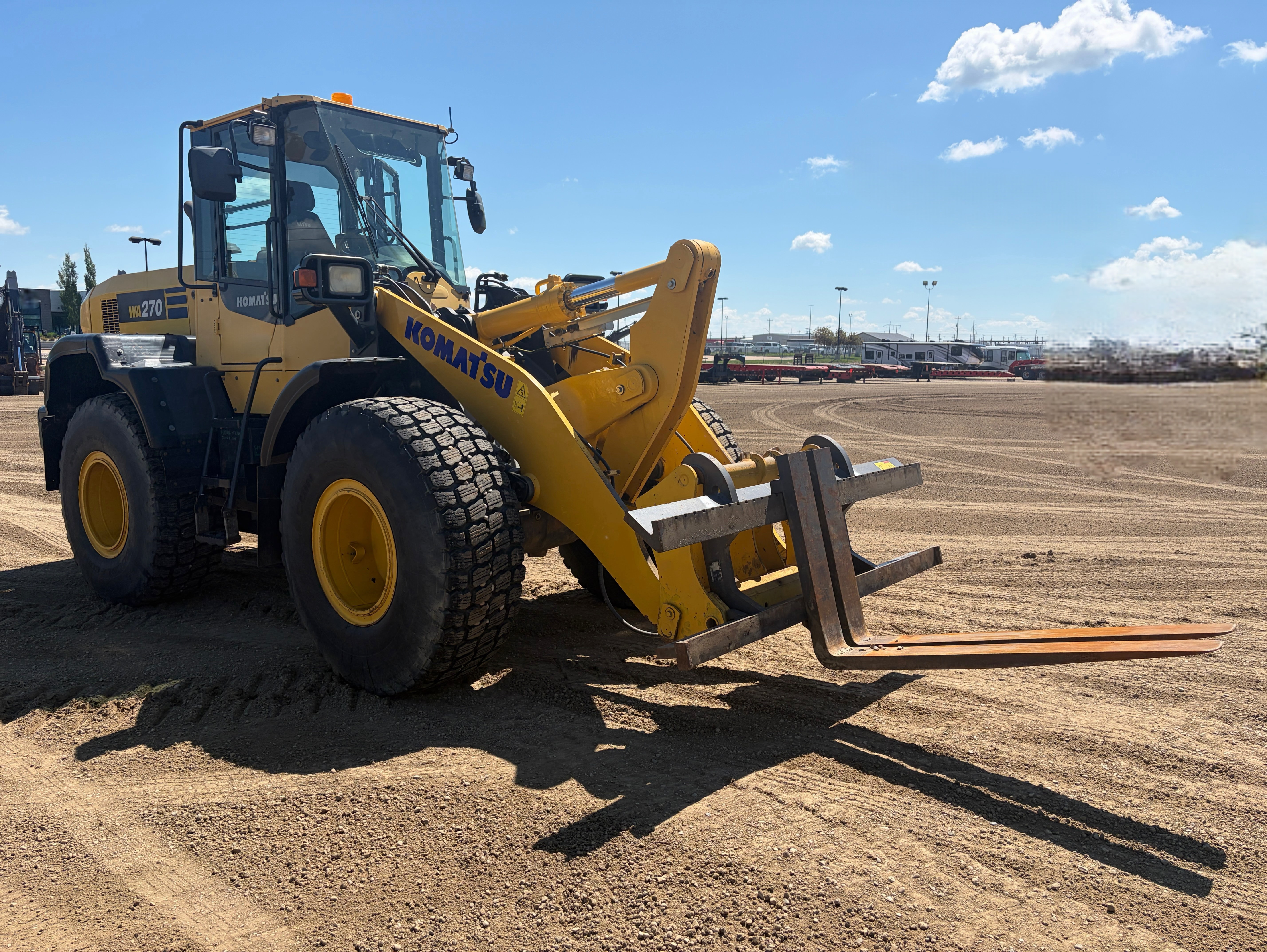 SALE - 2015 Komatsu WA270-7 Wheel Loader - c/w Q/A, Bucket, Forks – Image 2