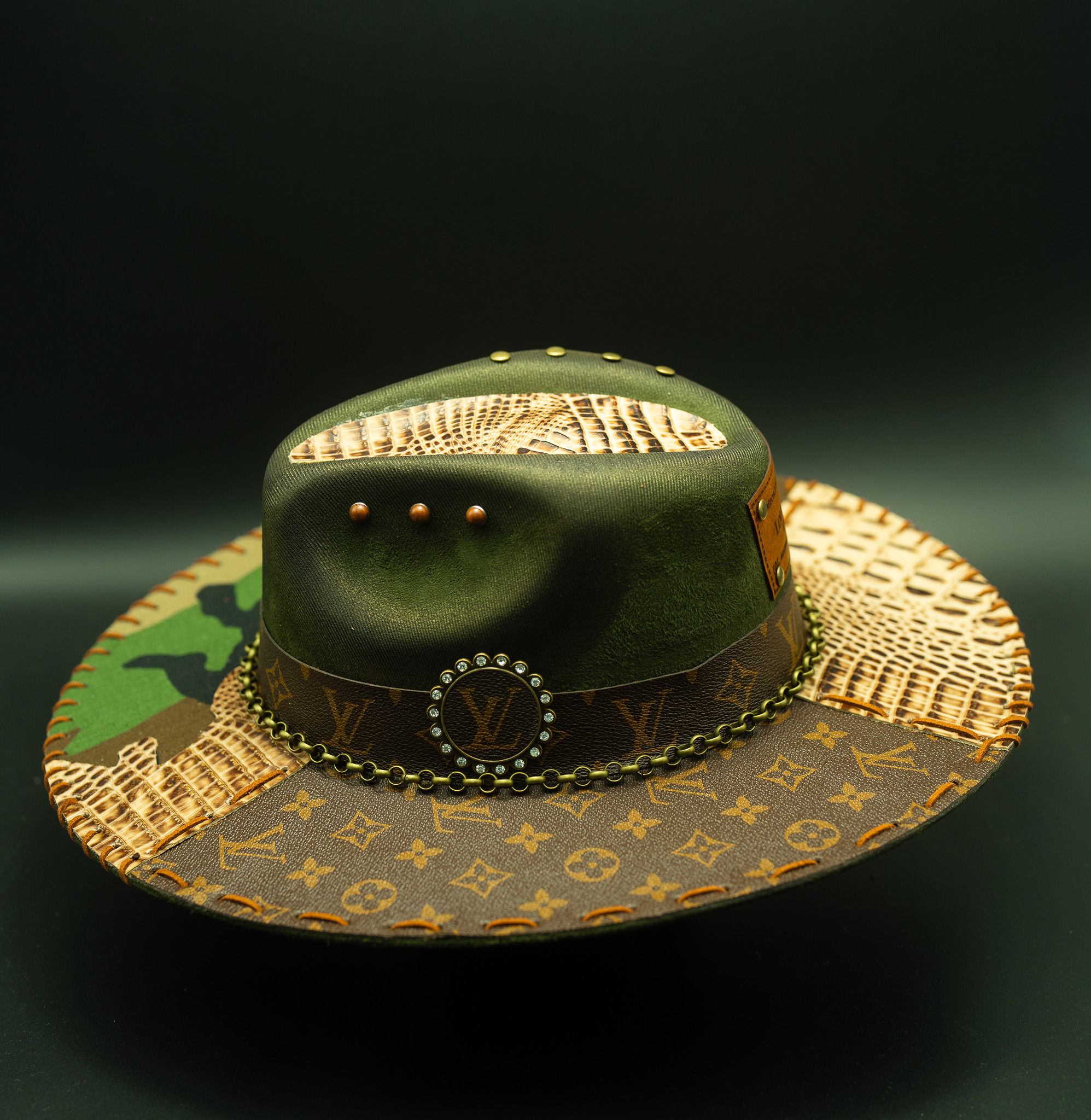 The Luxury Outlaw – Image 3