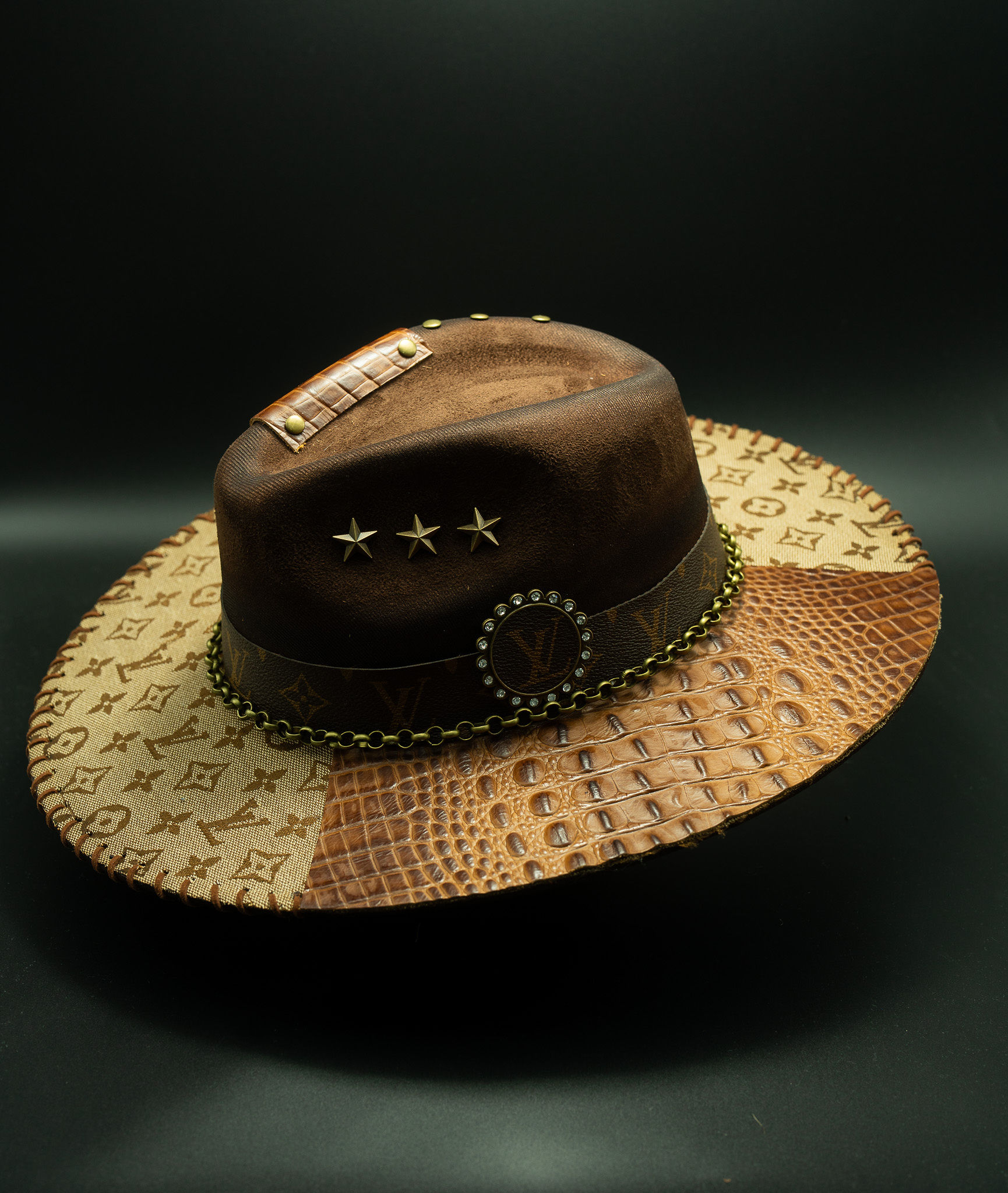 Brown Dynasty – Image 2