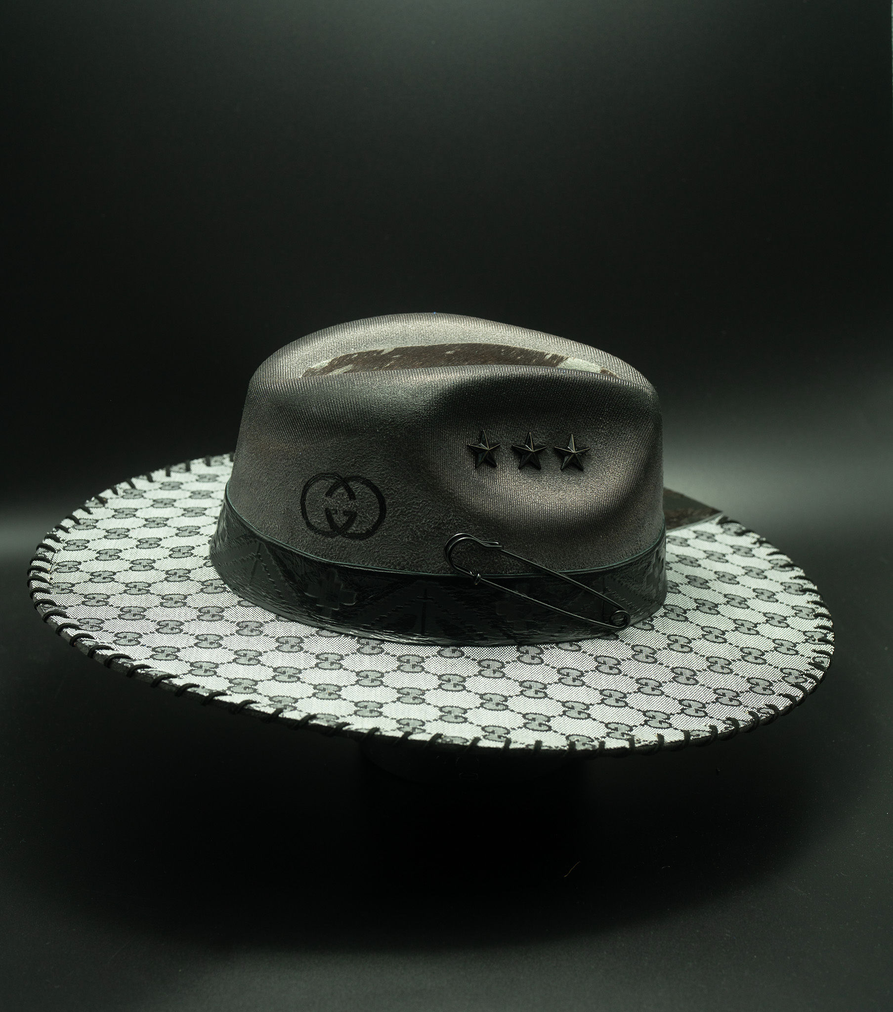 Black Ice – Image 3