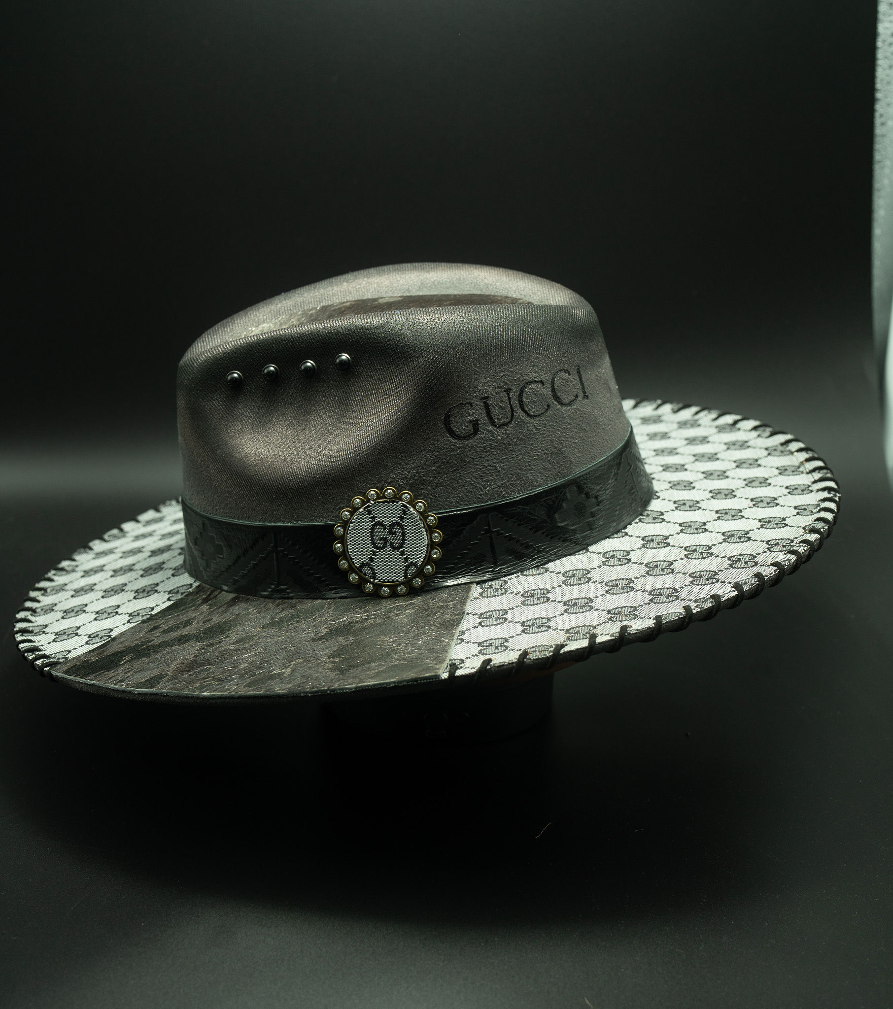 Black Ice – Image 2