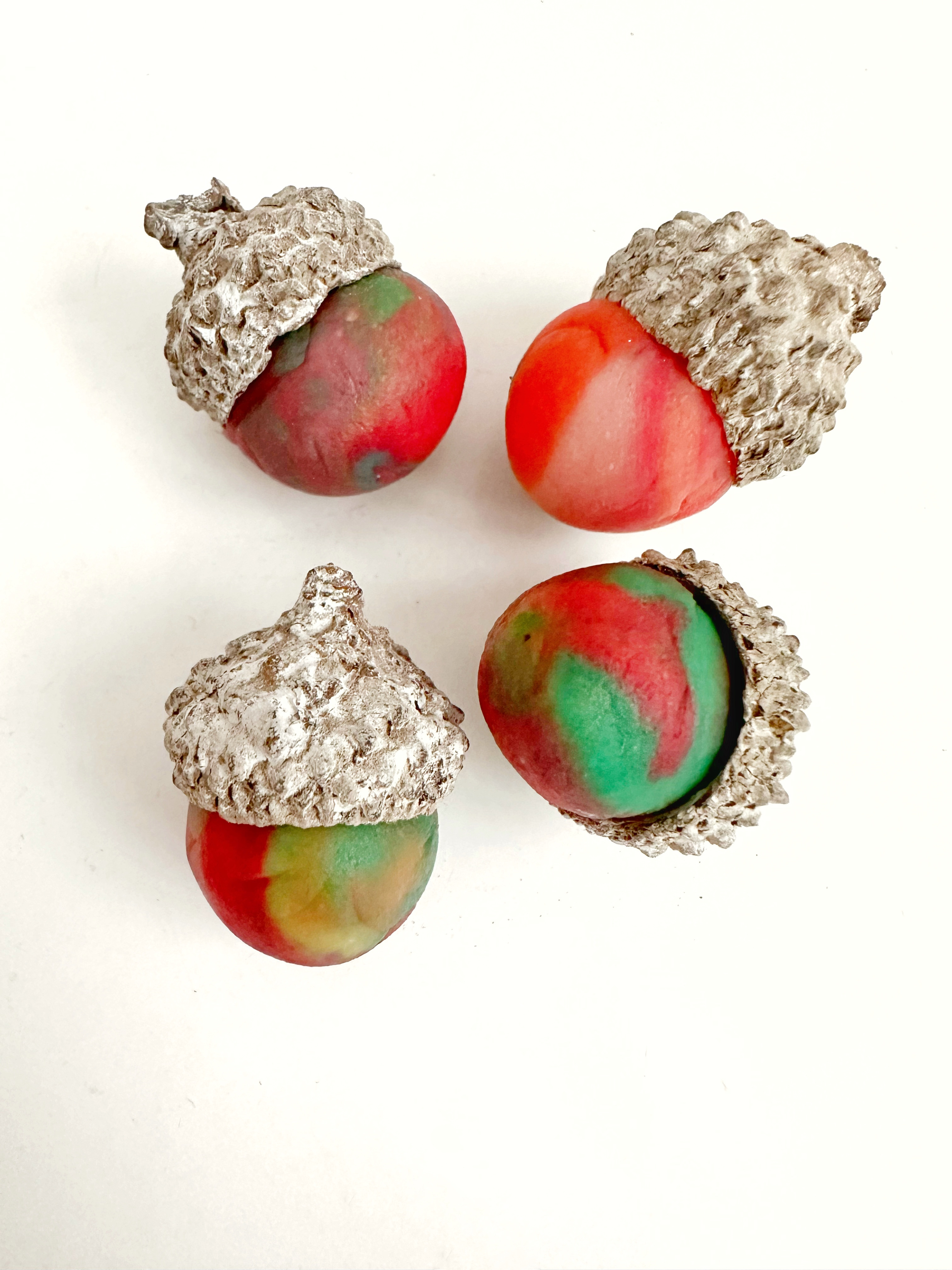 50g bag of acorn cups – Image 3