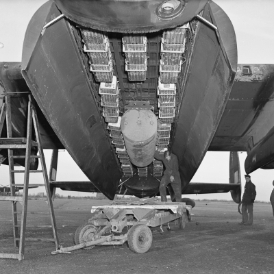 Lancaster Bomber - Nijhuis (134" Wingspan) – Image 6