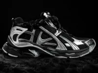 Balenciaga – Image 1