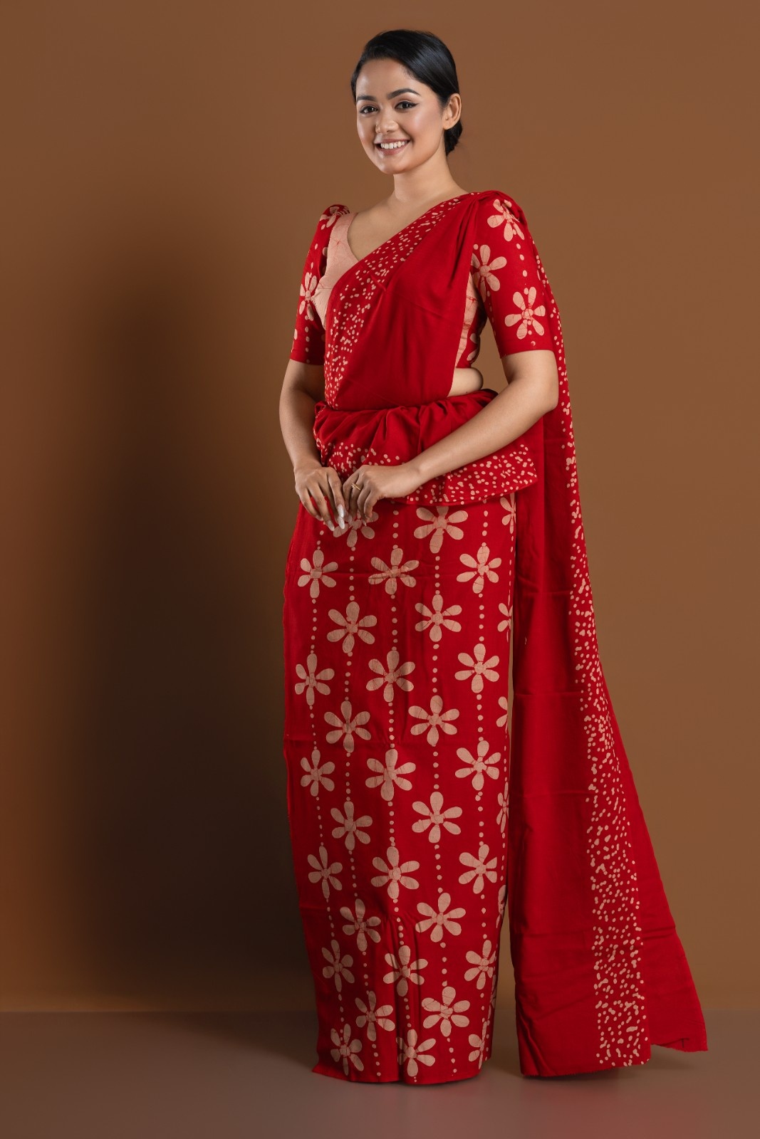 Handcrafted Authentic Sri Lankan Batik Saree – Image 2