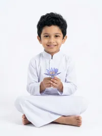 National Kit (Shirt/Sarong) for kids  – Image 4
