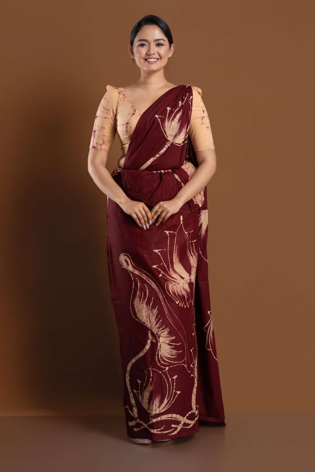 Handcrafted Authentic Sri Lankan Batik Saree – Image 2