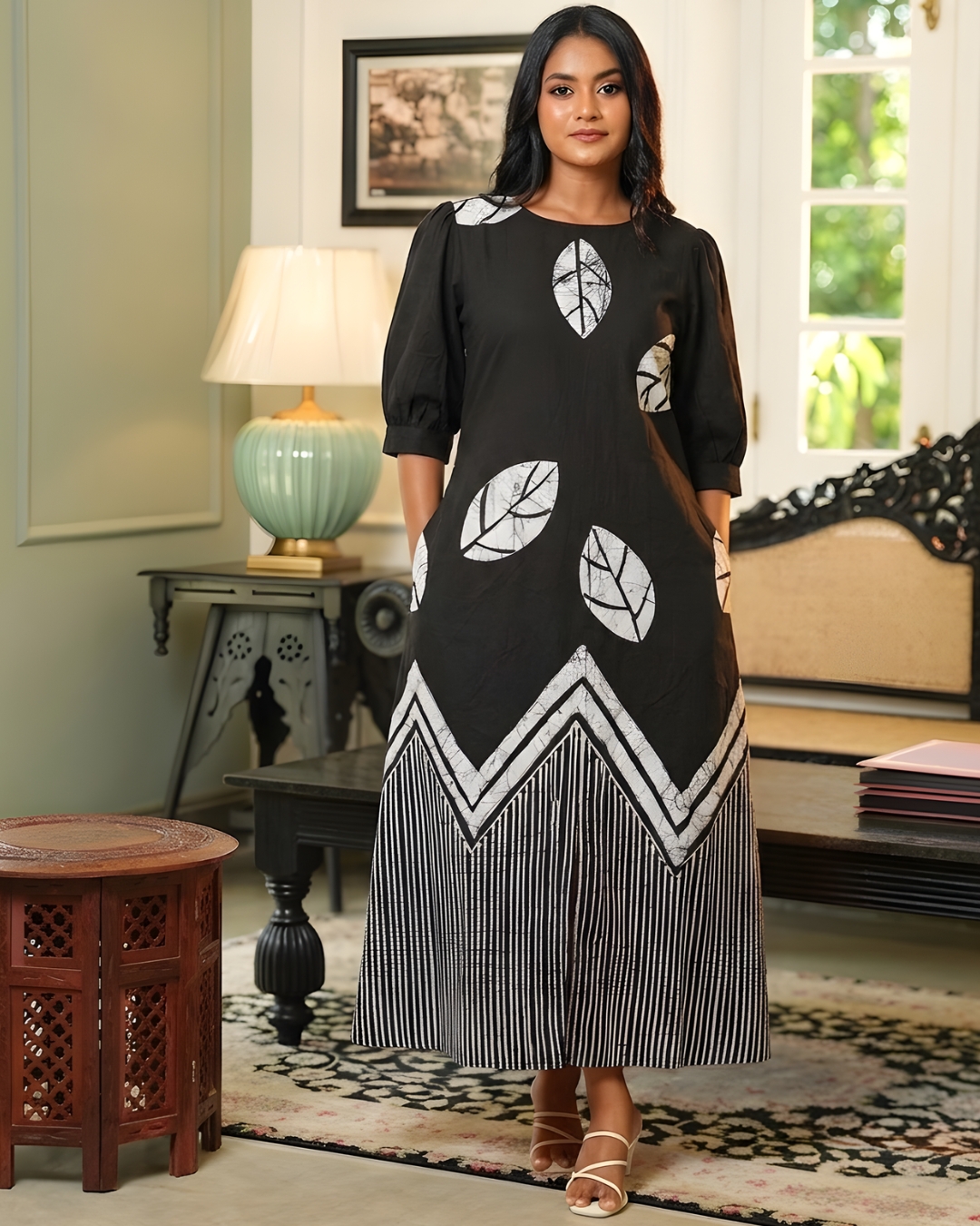 Bishop Sleeve Batik Maxi Dress – Image 2
