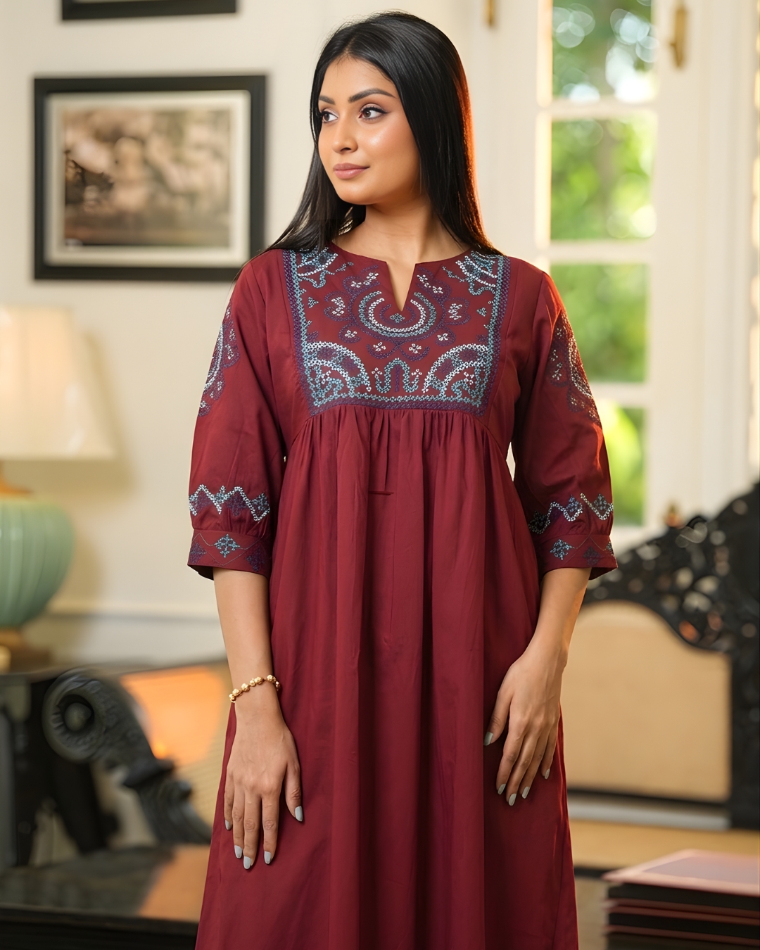 Relax Fit Embroidered Midi Dress – Image 4