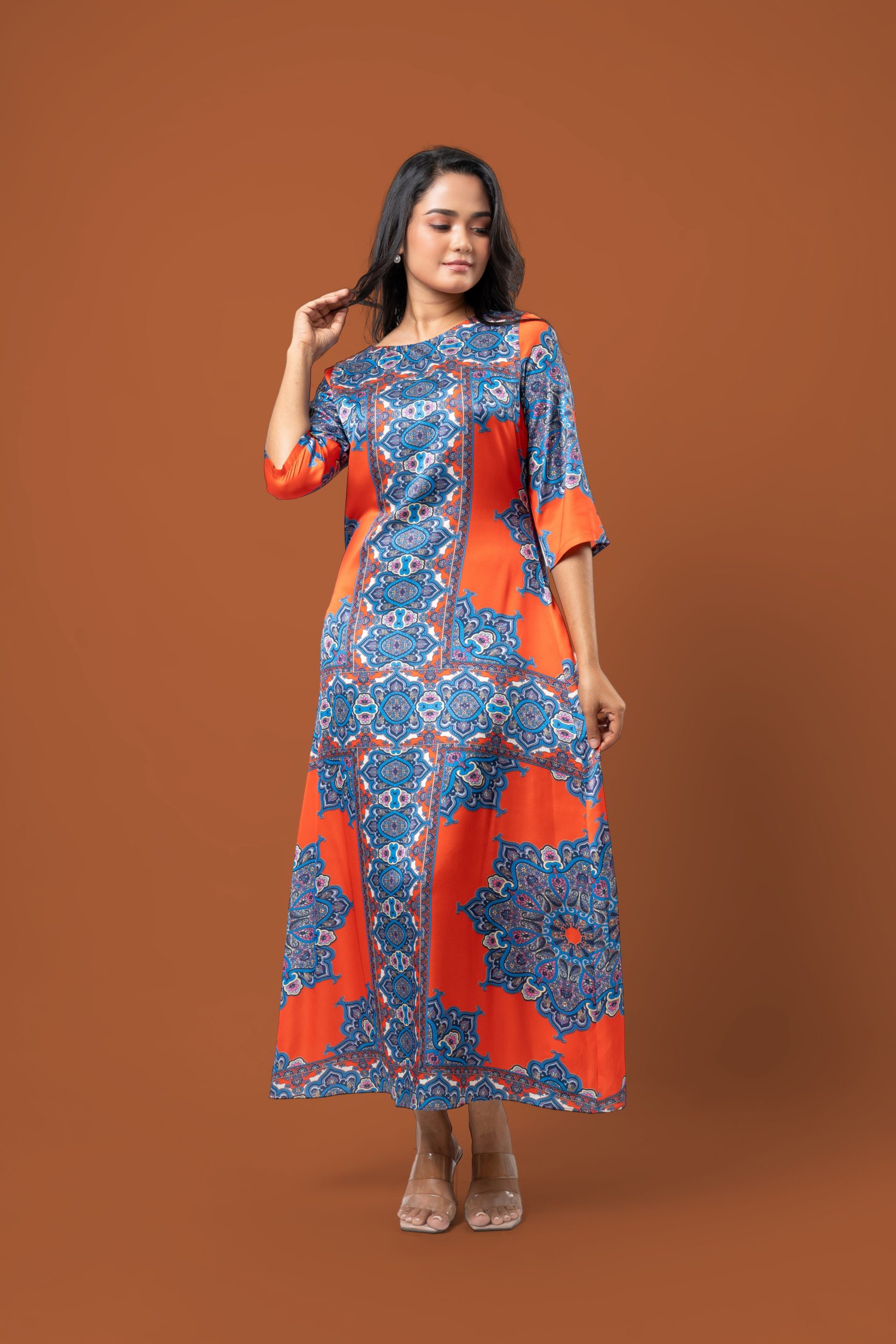 Geometric Embroidery Detail Short Dress – Image 5