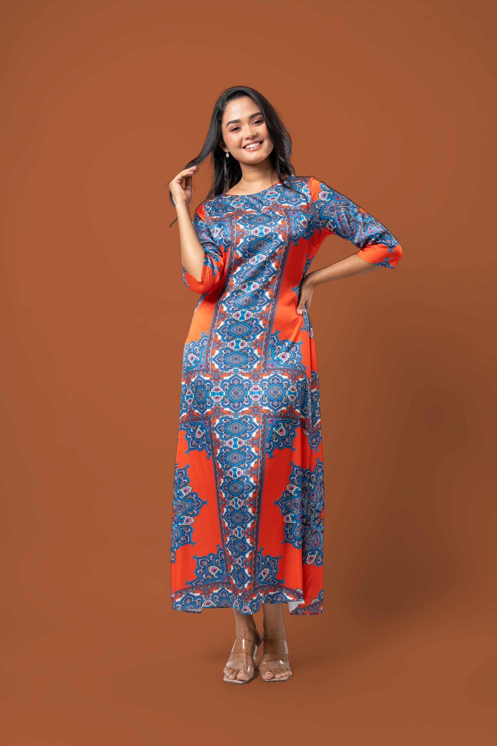 Geometric Embroidery Detail Short Dress – Image 4
