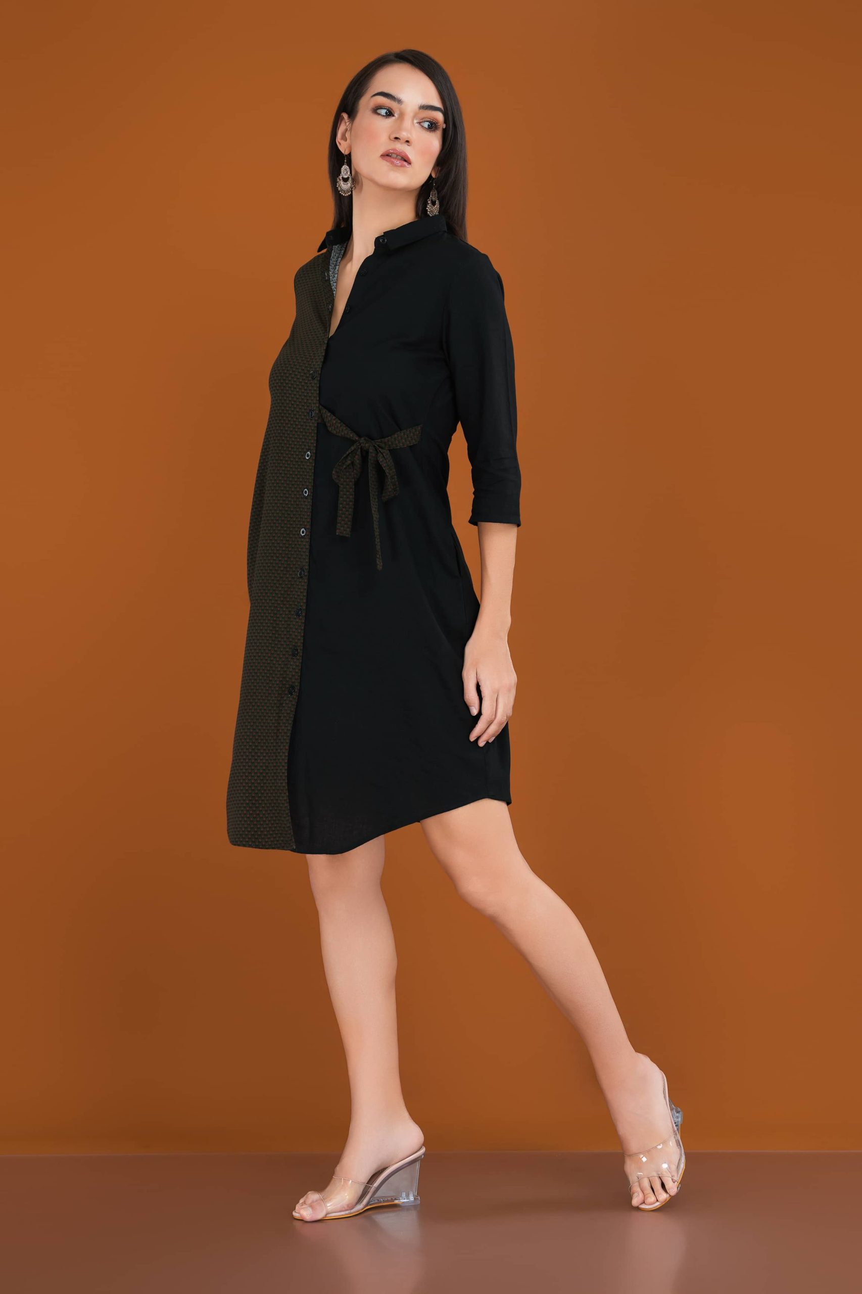 Two-Tone Tie-Up Shirt Dress – Image 3