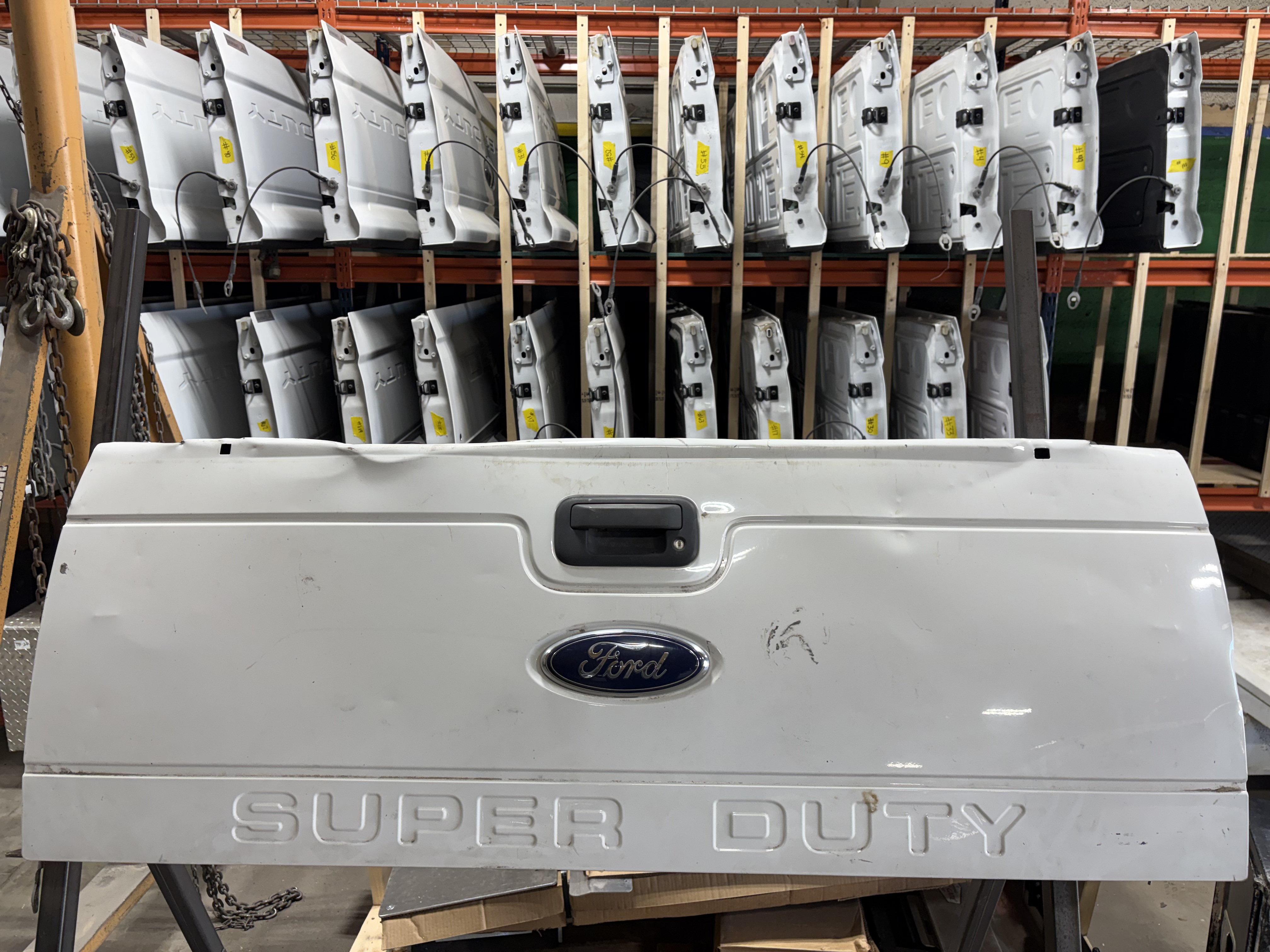 TGATE-112 2016 FORD F-250 SUPERDUTY TAILGATE ā Image 1