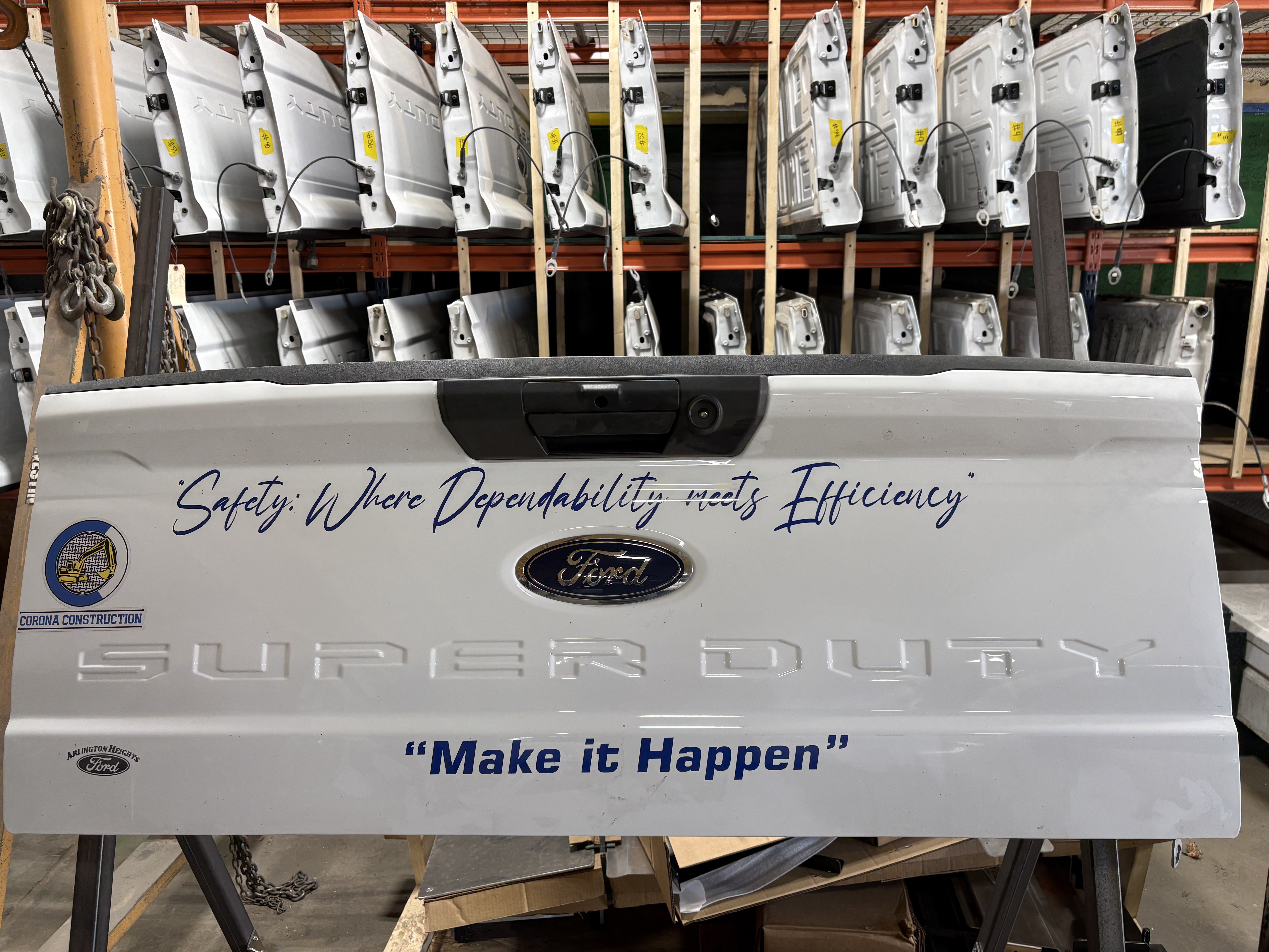 TGATE-117 2023-2024 FORD F-250 SUPERDUTY TAILGATE – Image 1