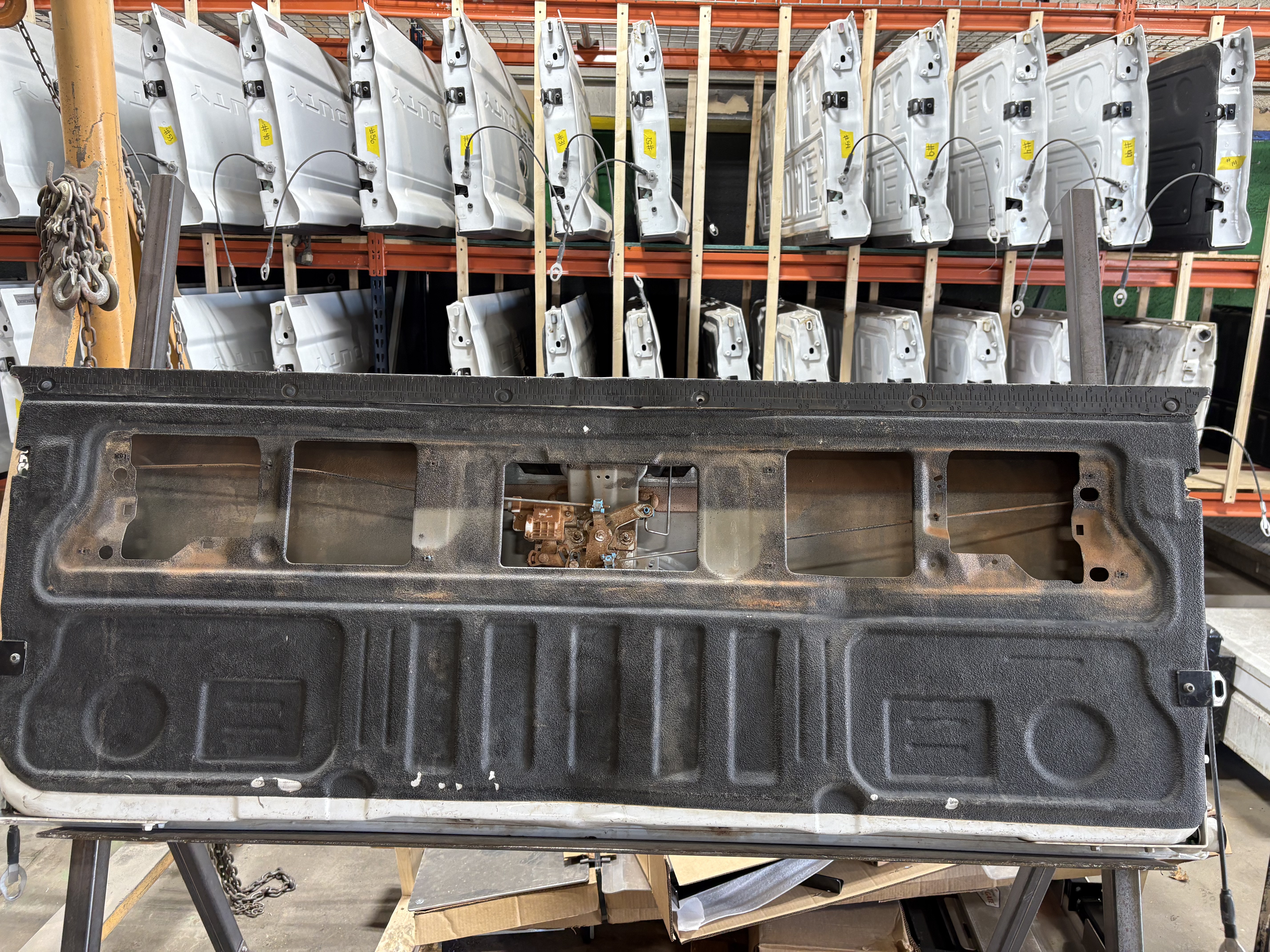 TGATE-119 2023-2024 FORD F-250 SUPERDUTY TAILGATE – Image 2