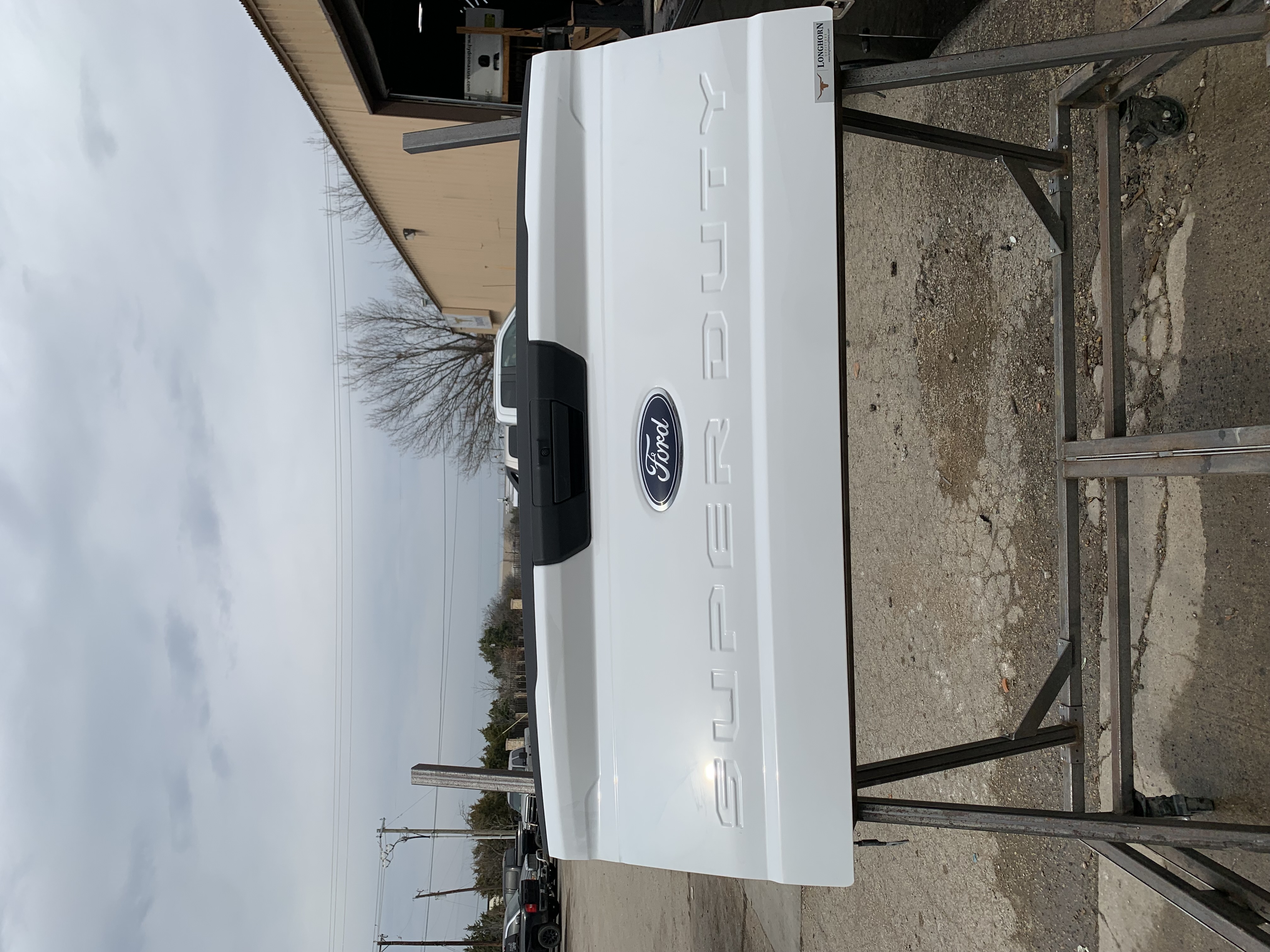 TGATE-57 2023-2024 Ford F-250 SUPERDUTY TAILGATE – Image 1
