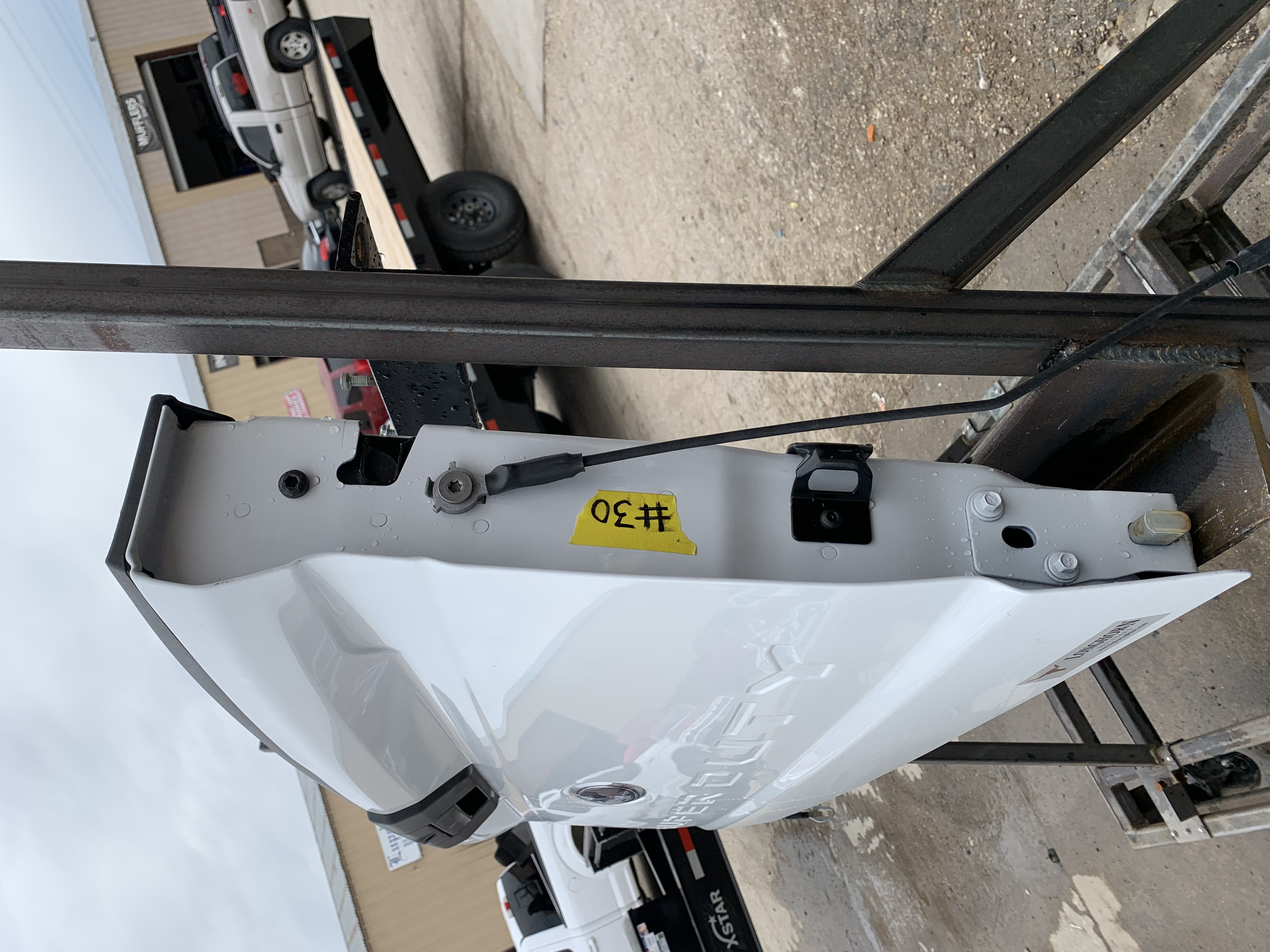 TGATE-30 2023-2024 FORD F-250 SUPER DUTY TAILGATE ā Image 2