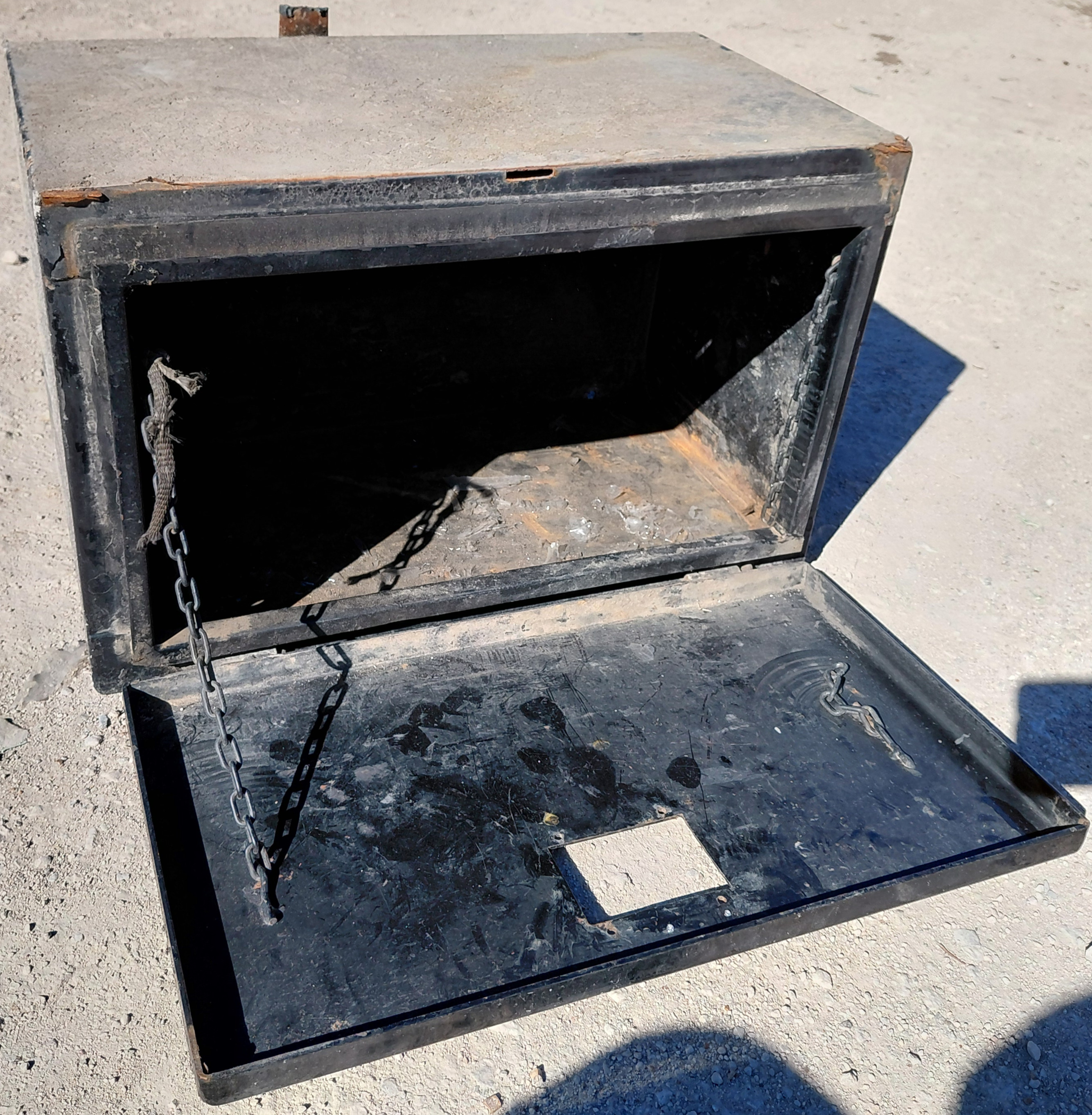 BUYERS UNDERBODY TOOL BOX TB-22 – Image 1