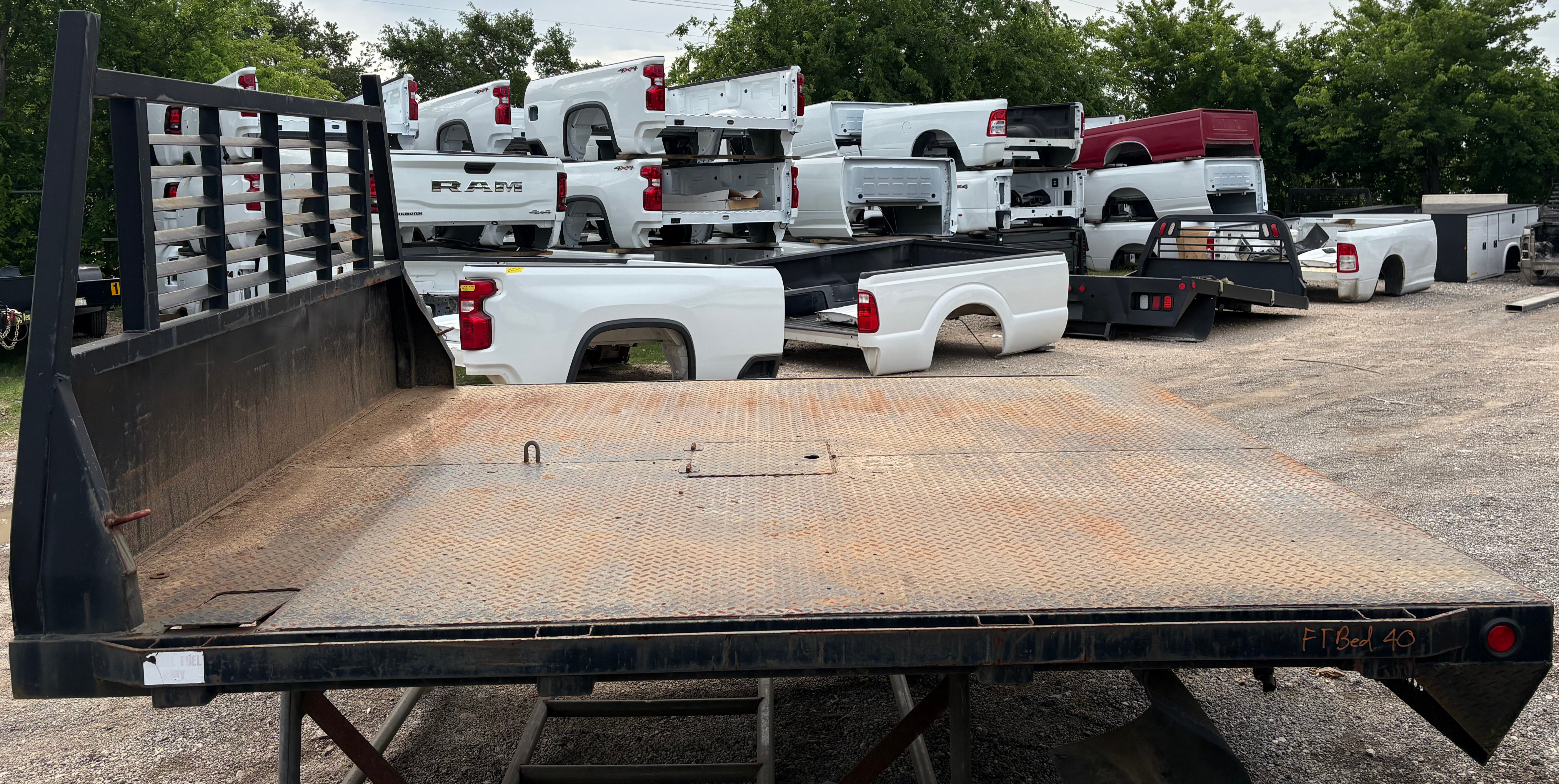 9FT J&I FLATBED-40 – Image 1