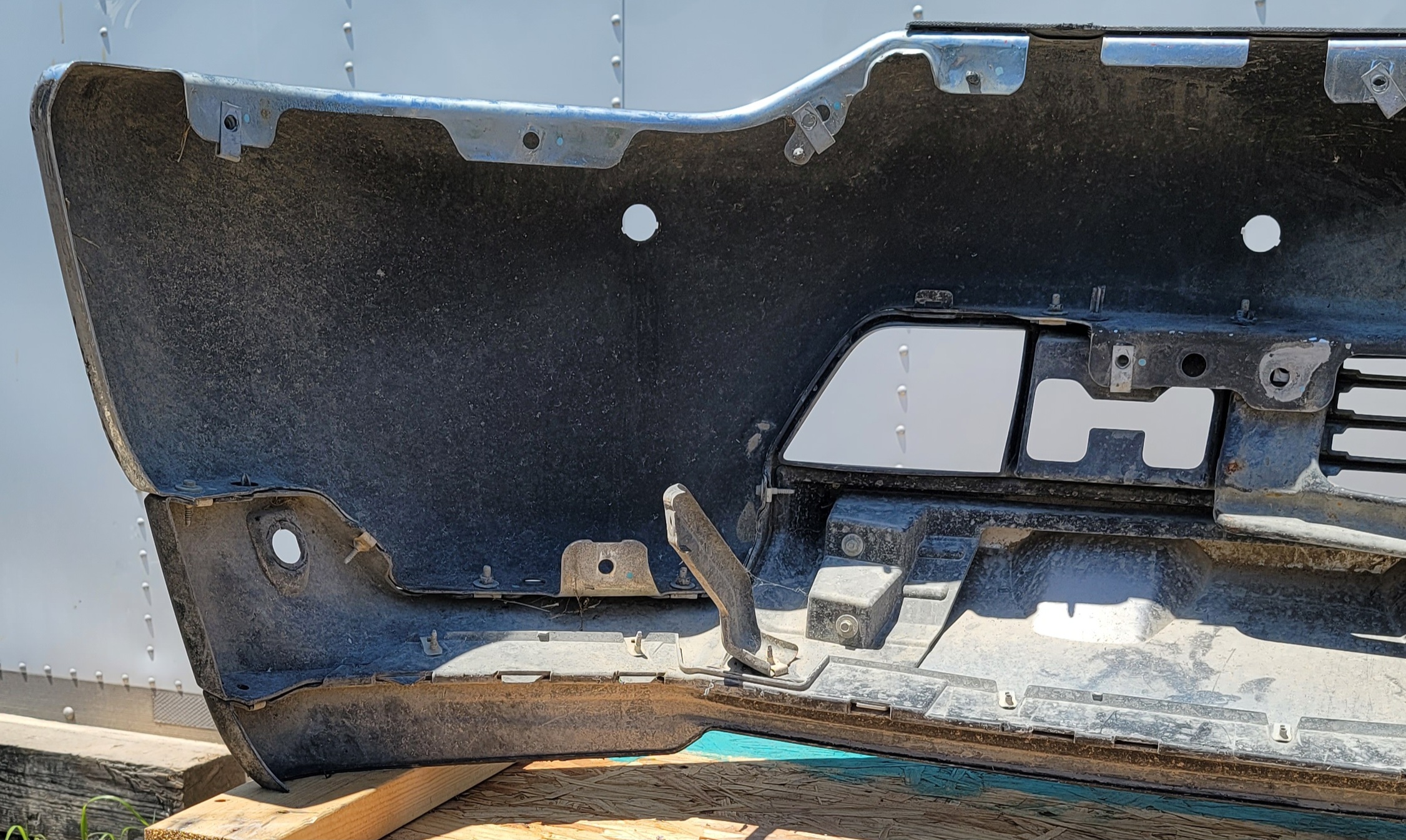 2020 OEM Chevy 2500 Front Bumper-182 – Image 6