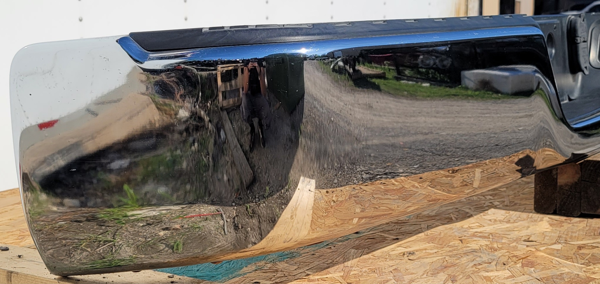 2013-18 Chrome RAM 1500 rear bumper-183 – Image 3