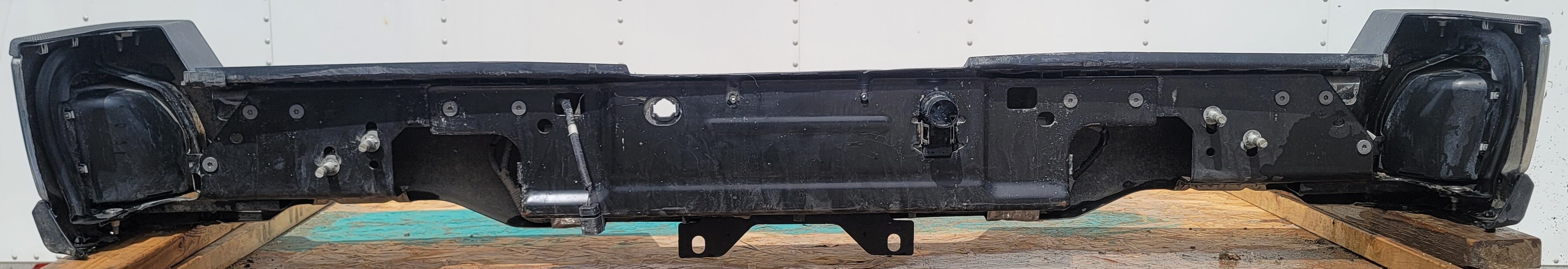 2023–2025 Ford Super Duty F-250 / F-350 Rear Bumper-204 – Image 9