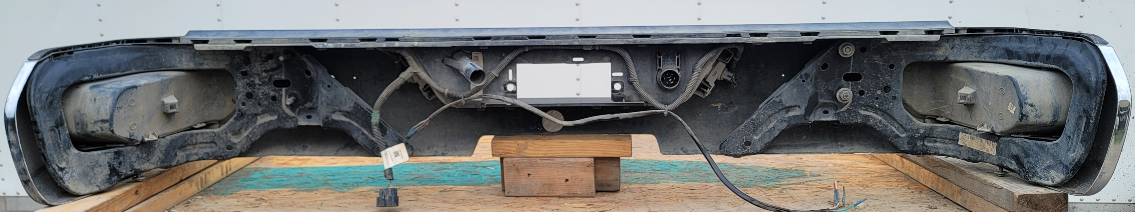 2020–2024 Chevrolet Silverado 2500HD / 3500HD Rear Bumper-208 – Image 9