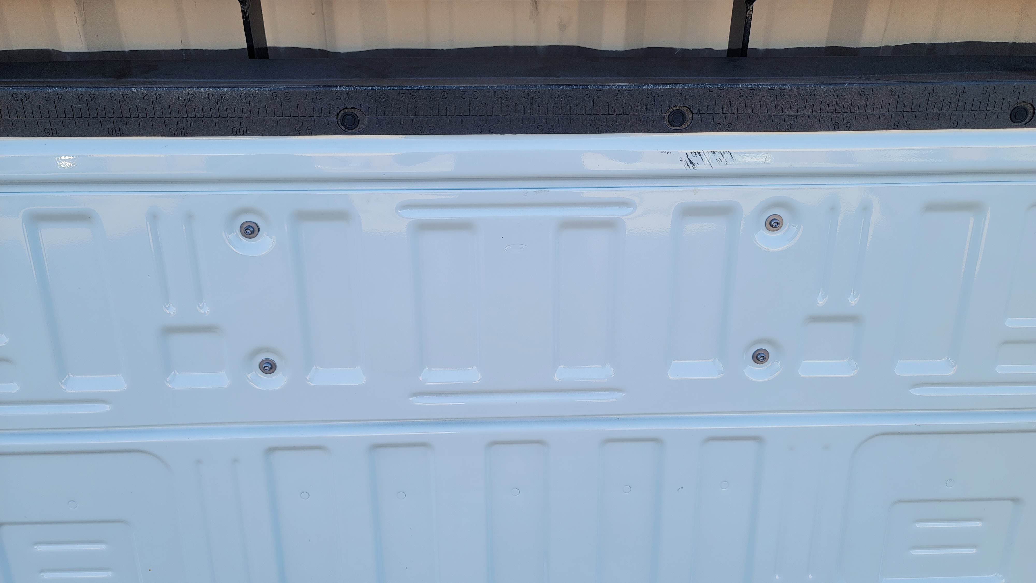 2023–2025 Ford F-250/F-350 Super Duty OEM White Tailgate –123 – Image 4