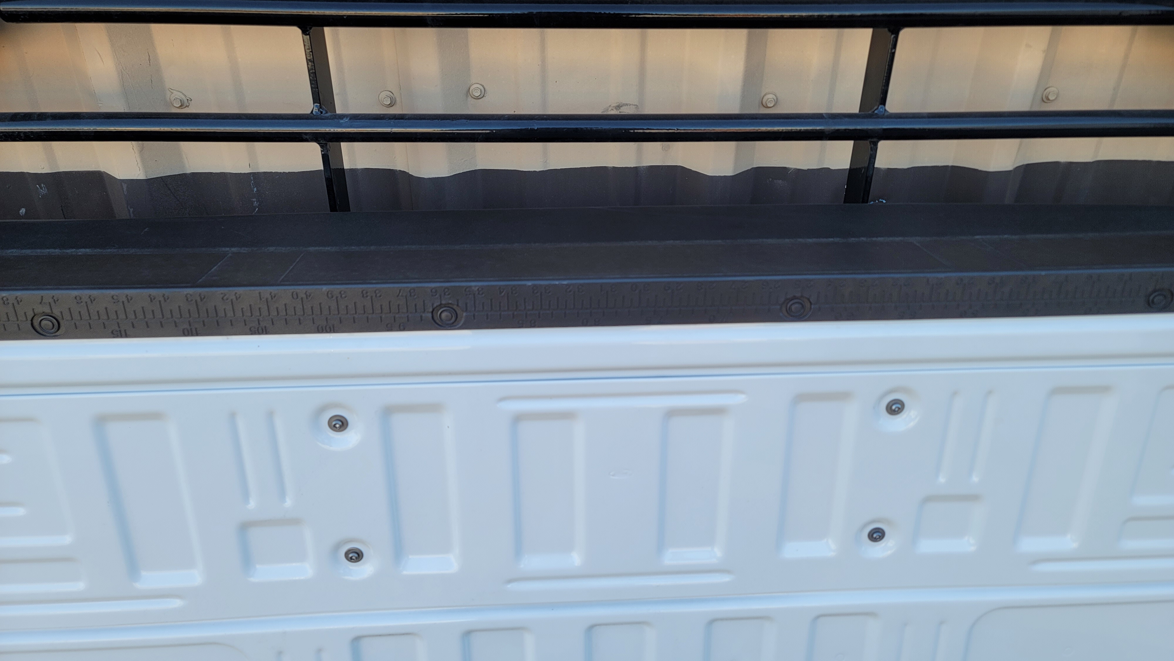 OEM 2023–2025 Ford Super Duty White Tailgate -128 – Image 6