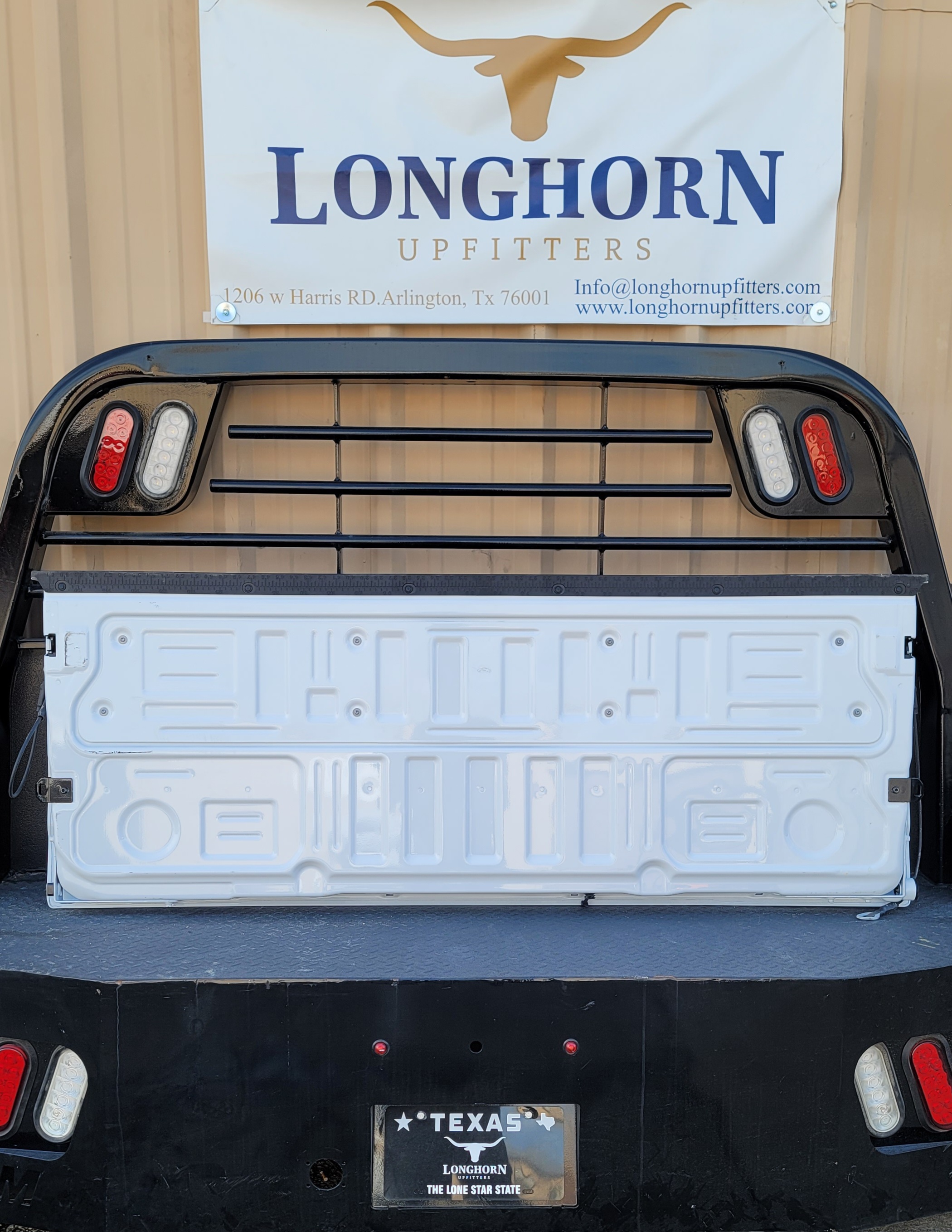 2023–2025 Ford F-250/F-350/F-450 Super Duty OEM Tailgate-137 – Image 6