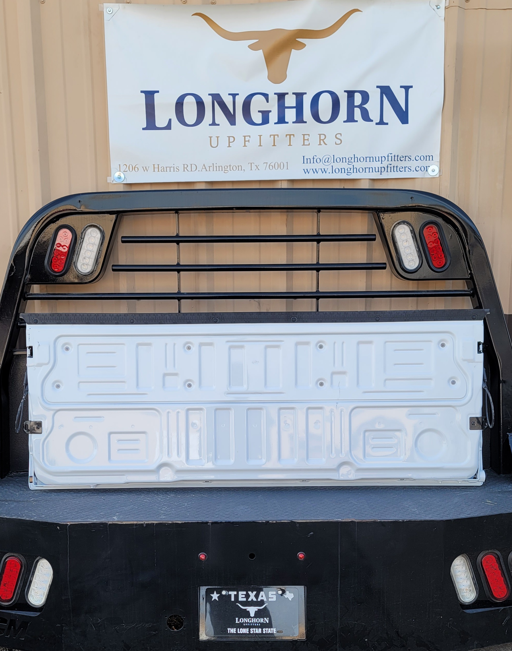 2023–2025 Ford F-250/F-350/F-450 Super Duty OEM Tailgate –138 – Image 5
