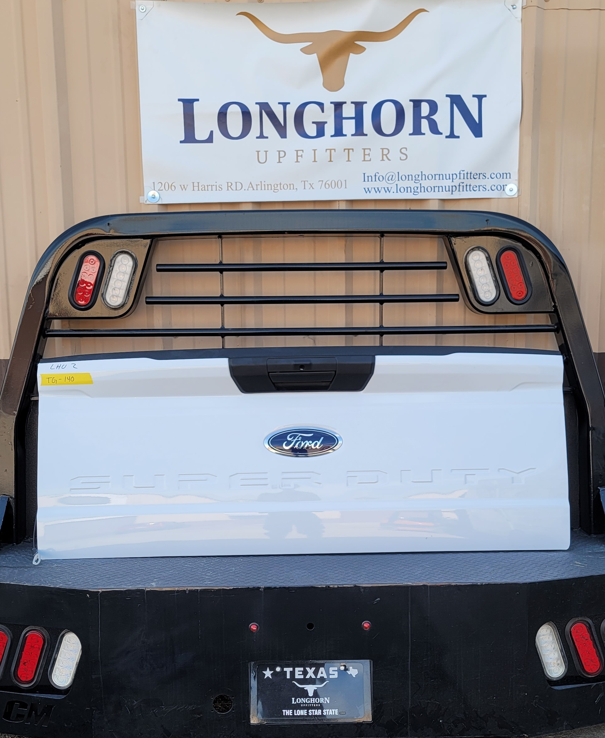 2023–2025 Ford F-250/F-350/F-450 Super Duty OEM Tailgate –140 – Image 1