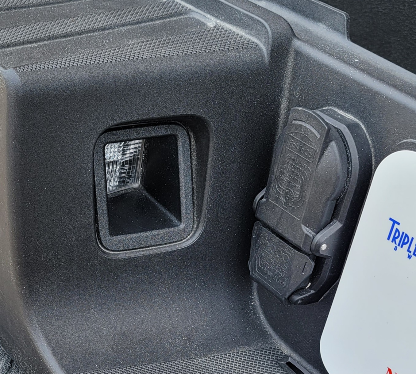 2023–2025 Ford Super Duty OEM Rear Step Bumper-230 – Image 4