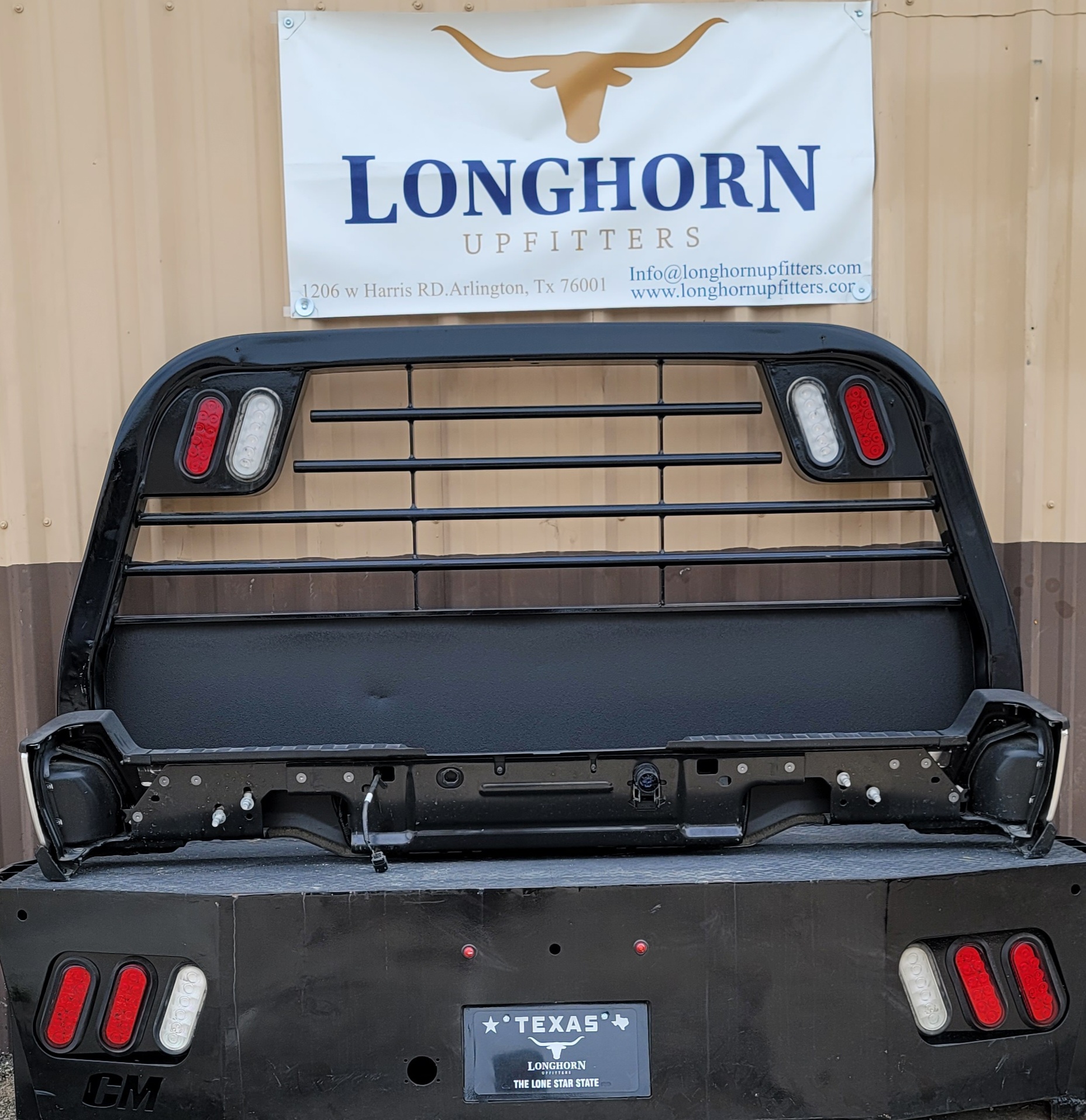 2023–2025 Ford Super Duty OEM Rear Step Bumper-230 – Image 7