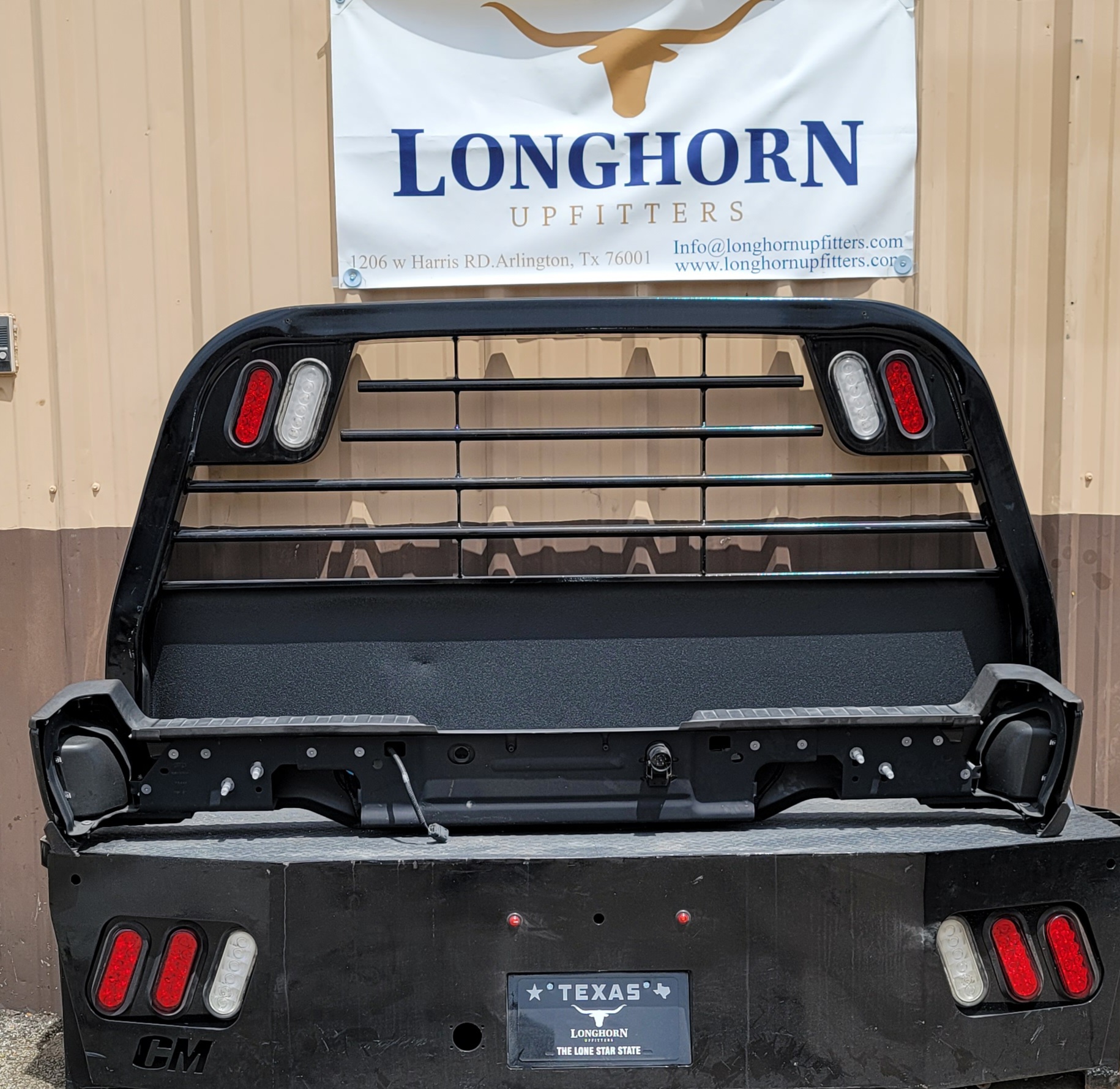 2023–2025 Ford F-250/F-350 Super Duty OEM Rear Step Bumper-233 – Image 7