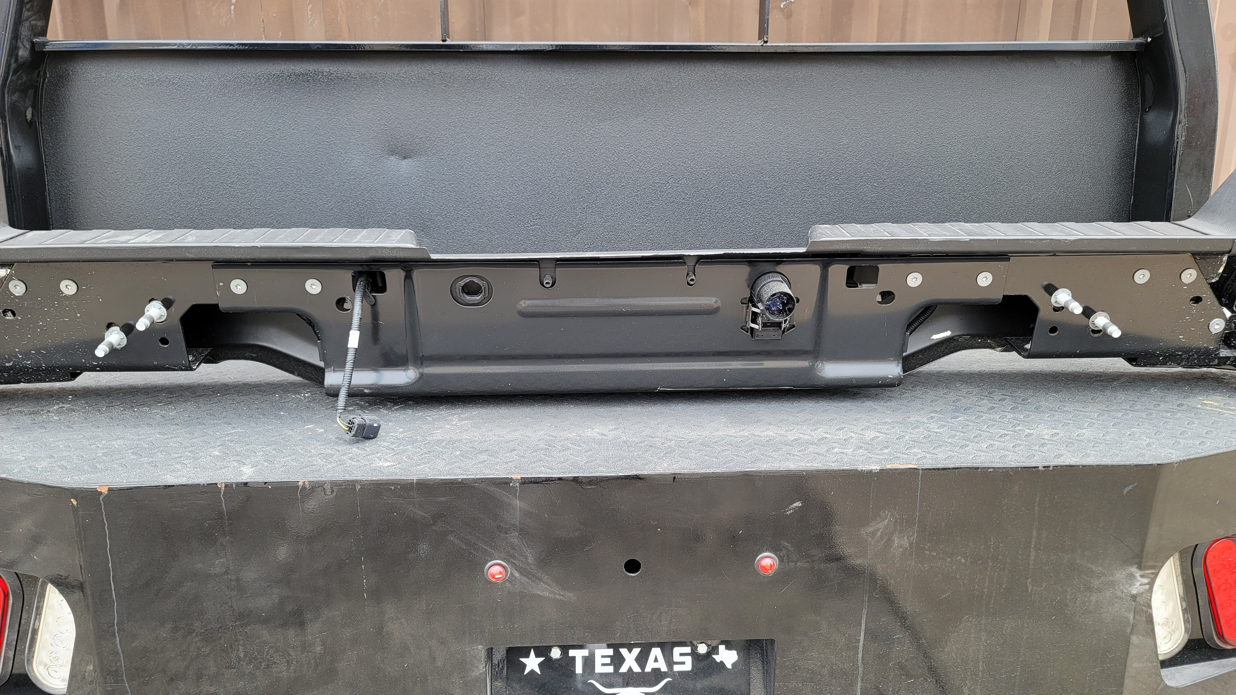 2023–2025 Ford Super Duty F-250/F-350 OEM Rear Bumper-234 – Image 8