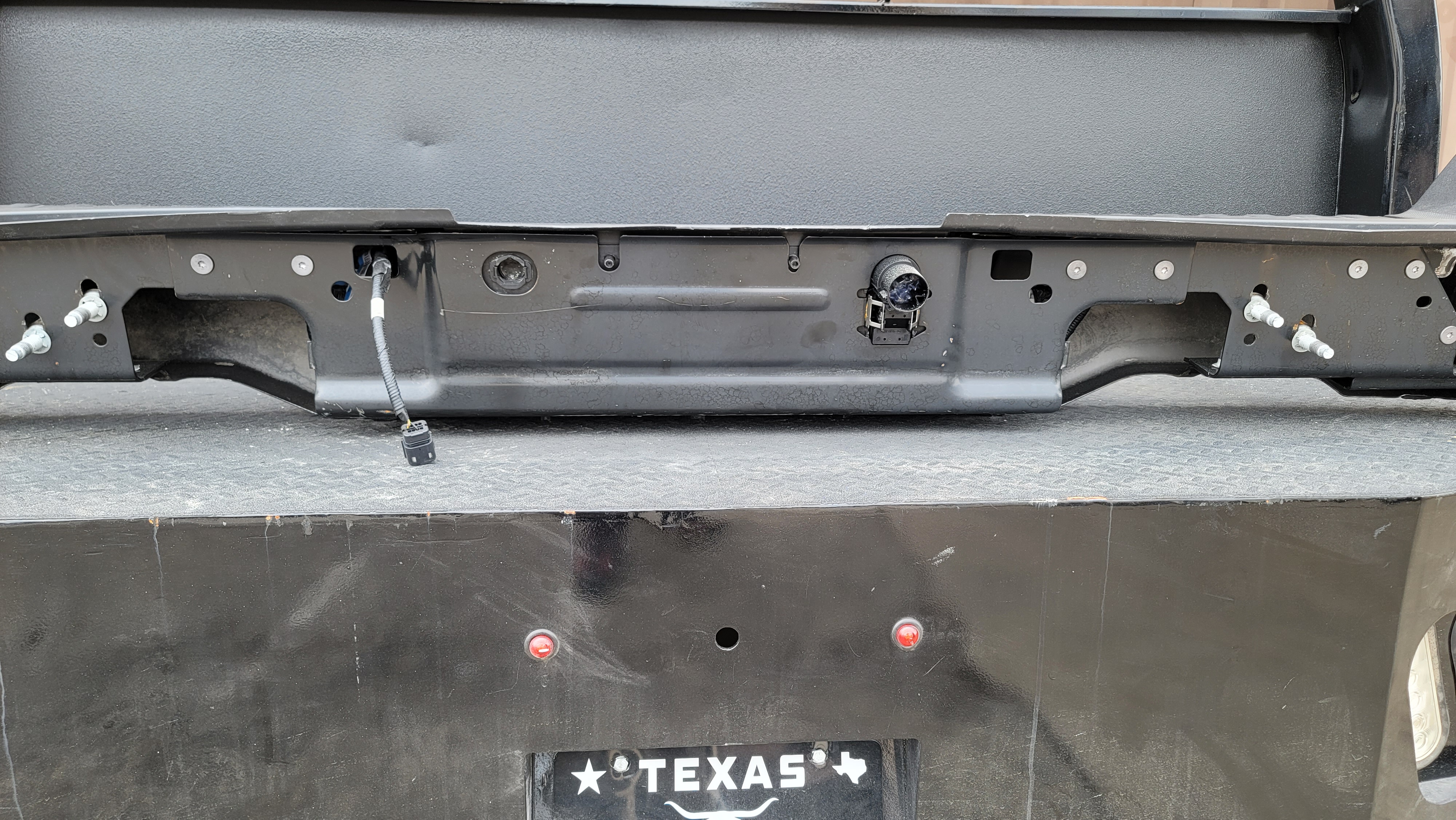 2023–2025 Ford Super Duty F-250/F-350 OEM Rear Bumper-236 – Image 8