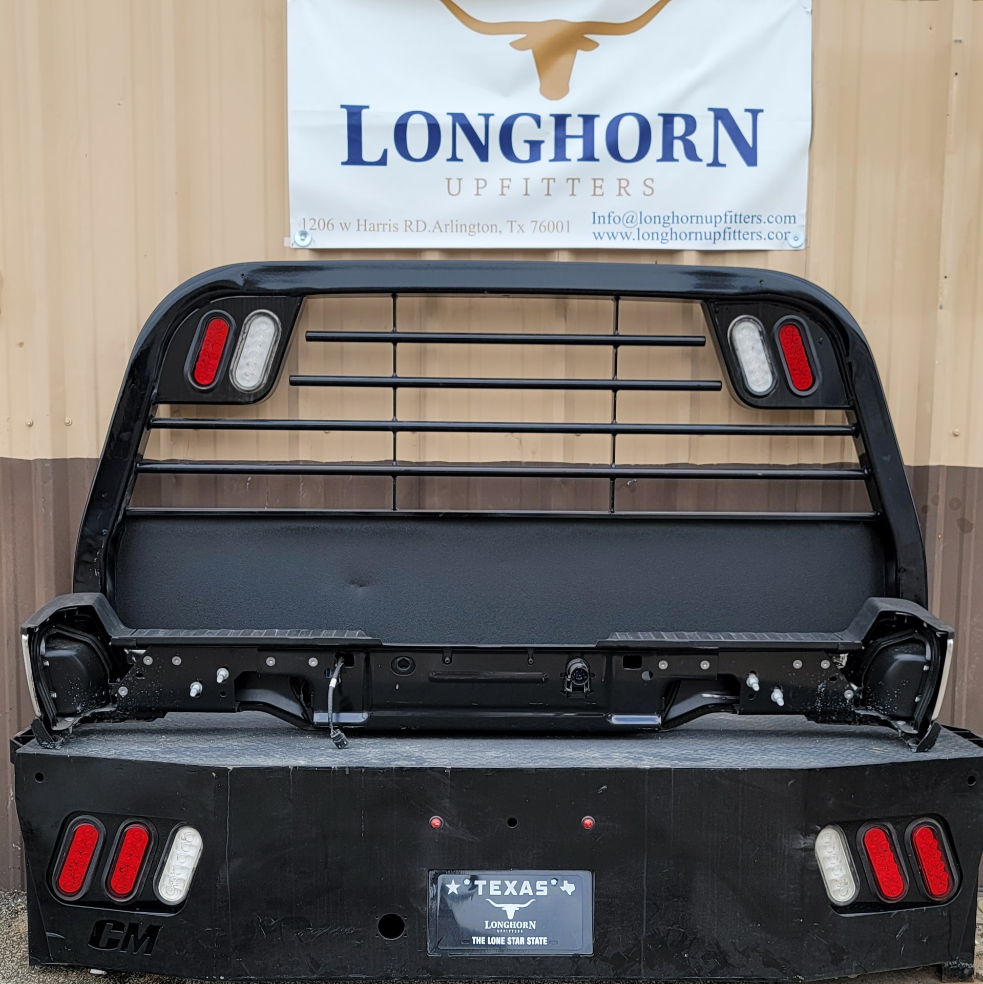 2023–2025 Ford Super Duty F-250/F-350 OEM Rear Bumper-237 – Image 7