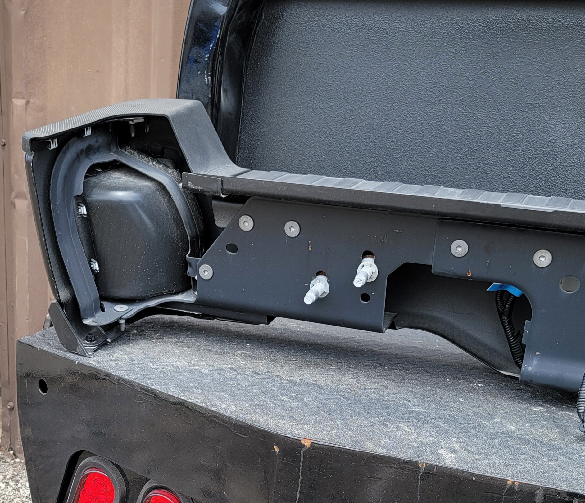 2023–2025 Ford F-250/F-350 Super Duty OEM Rear Bumper-239 – Image 8