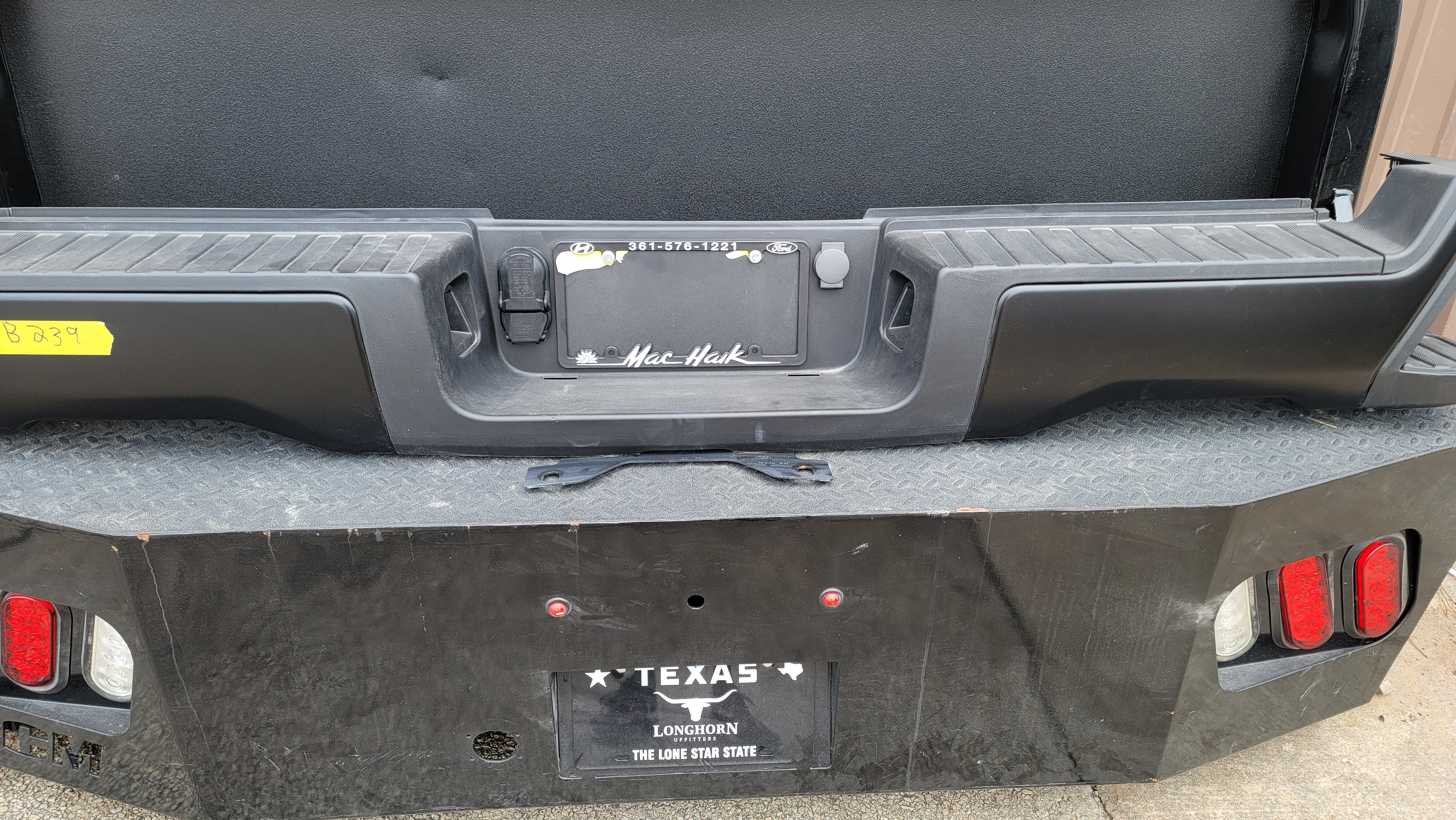 2023–2025 Ford F-250/F-350 Super Duty OEM Rear Bumper-239 – Image 2