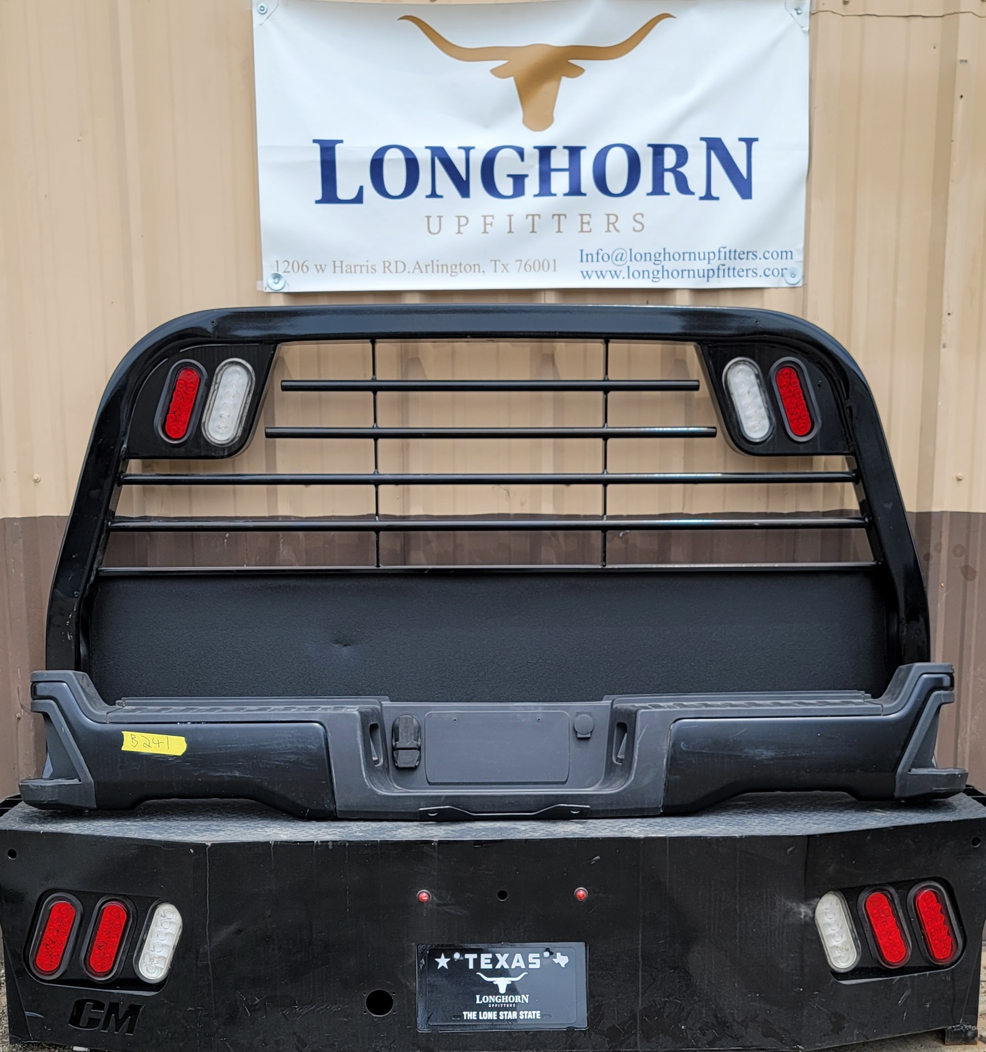 2023–2025 Ford F-250/F-350 Super Duty OEM Rear Bumper-241 – Image 1