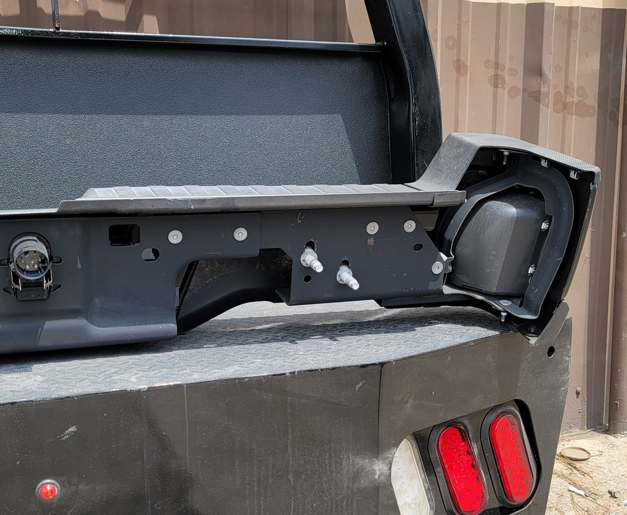 2023–2025 Ford F-250/F-350 Super Duty OEM Rear Bumper-241 – Image 9