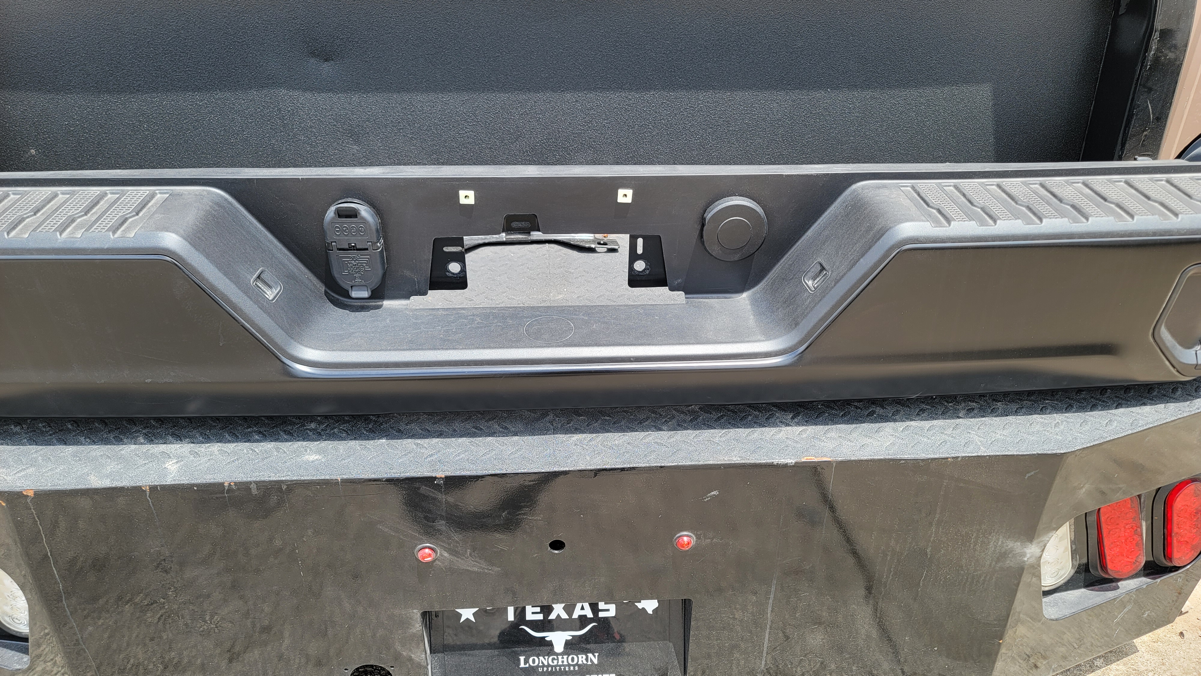 2023–2025 Chevrolet Silverado 2500HD/3500HD OEM Rear Bumper-242 – Image 2