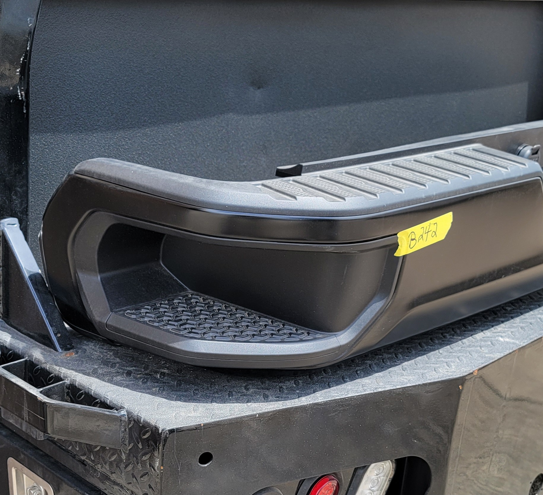 2023–2025 Chevrolet Silverado 2500HD/3500HD OEM Rear Bumper-242 – Image 3