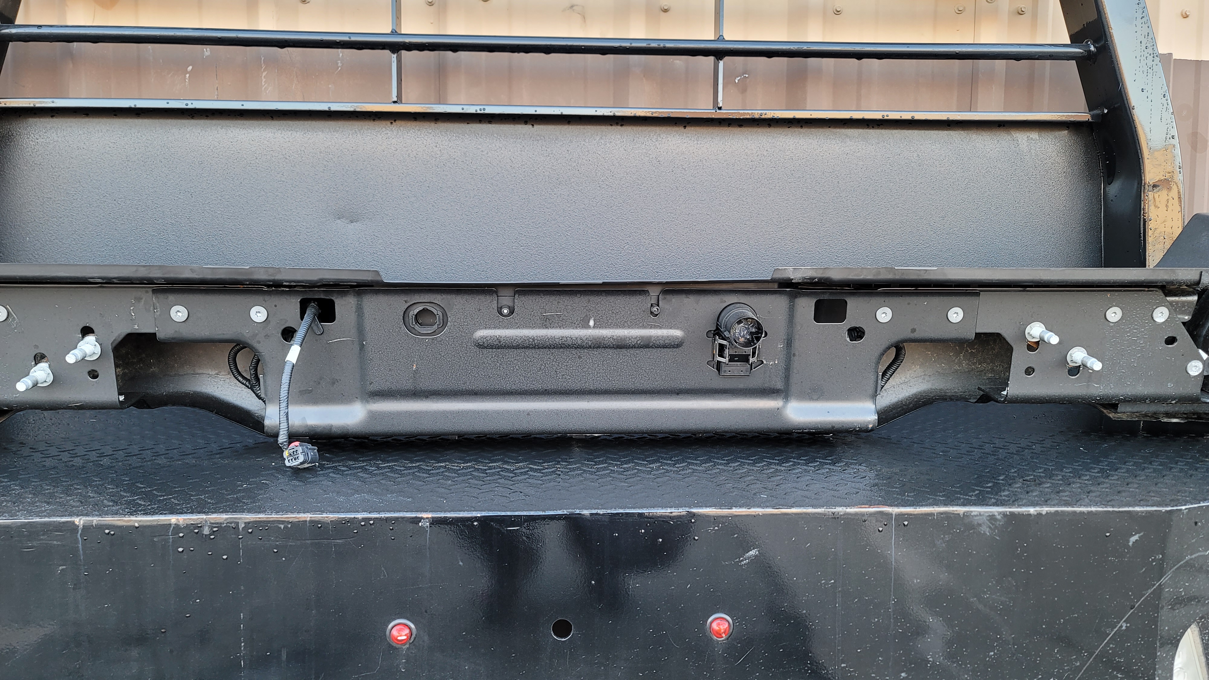 2023–2025 Ford F-250/F-350 Super Duty OEM Black Rear Bumper-244 – Image 8