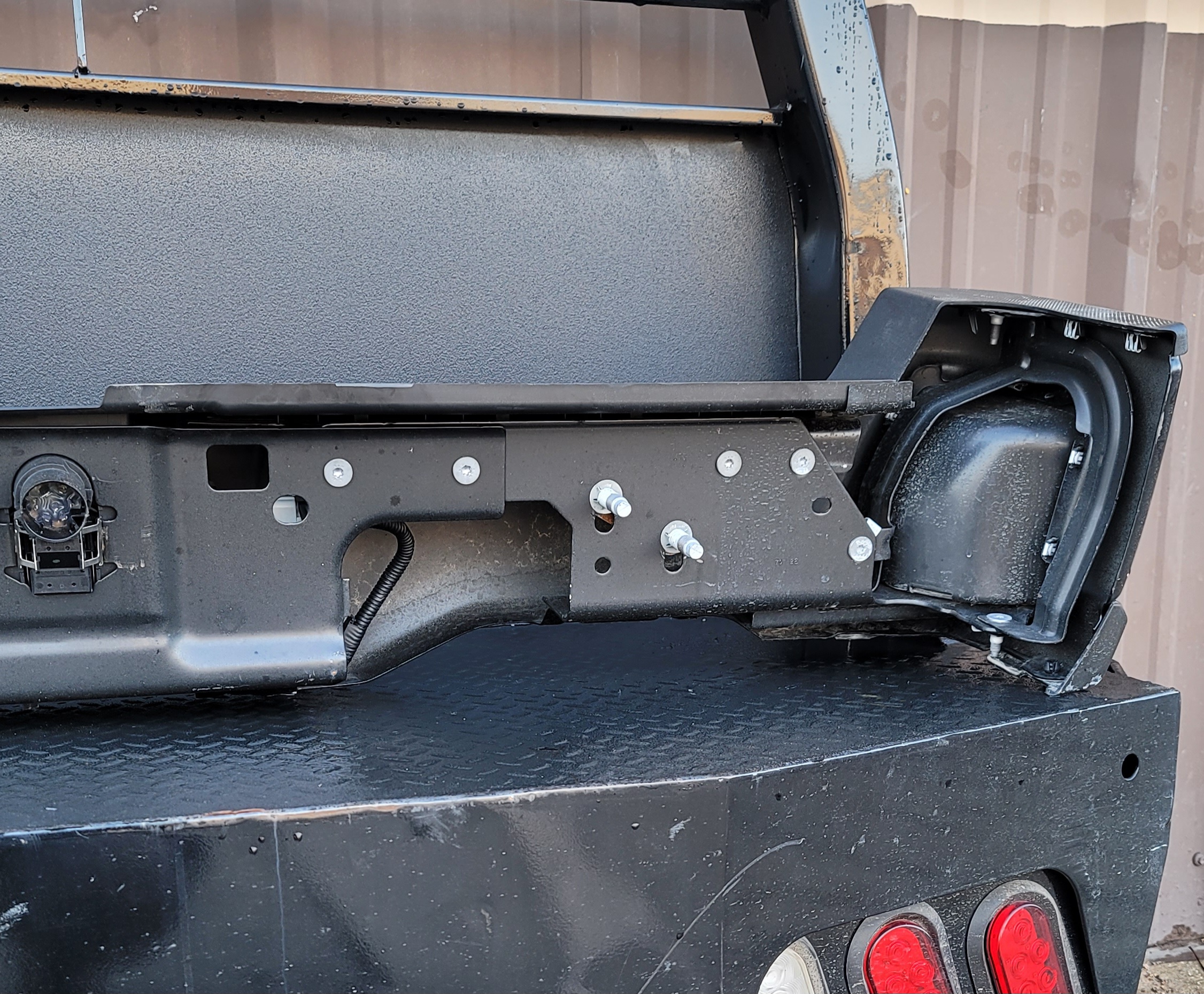 2023–2025 Ford F-250/F-350 Super Duty OEM Black Rear Bumper-244 – Image 9