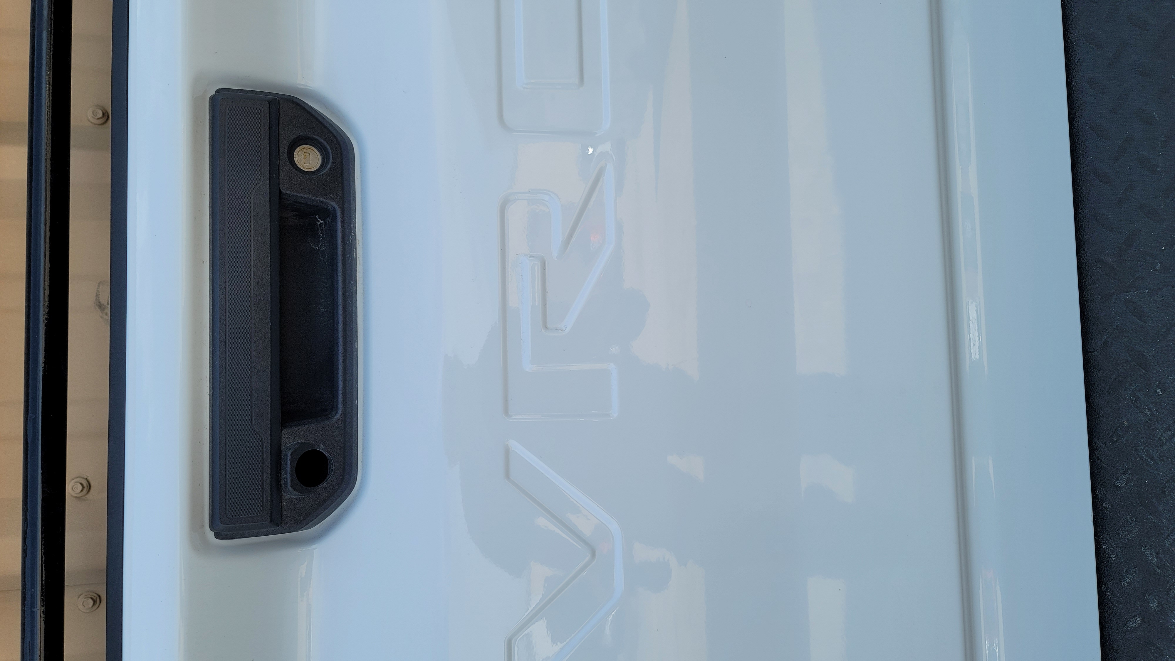 2022–2025 Chevrolet Silverado 1500 OEM Tailgate-148 – Image 2