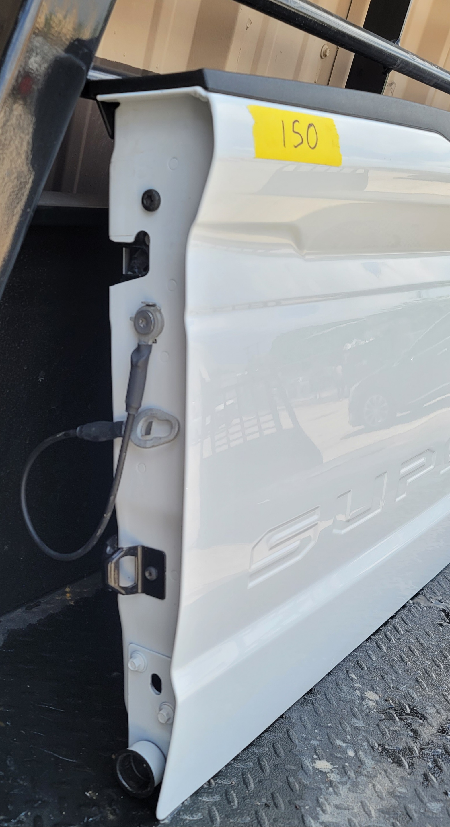 2023–2025 Ford F-250/F-350 Super Duty OEM Tailgate-150 – Image 3